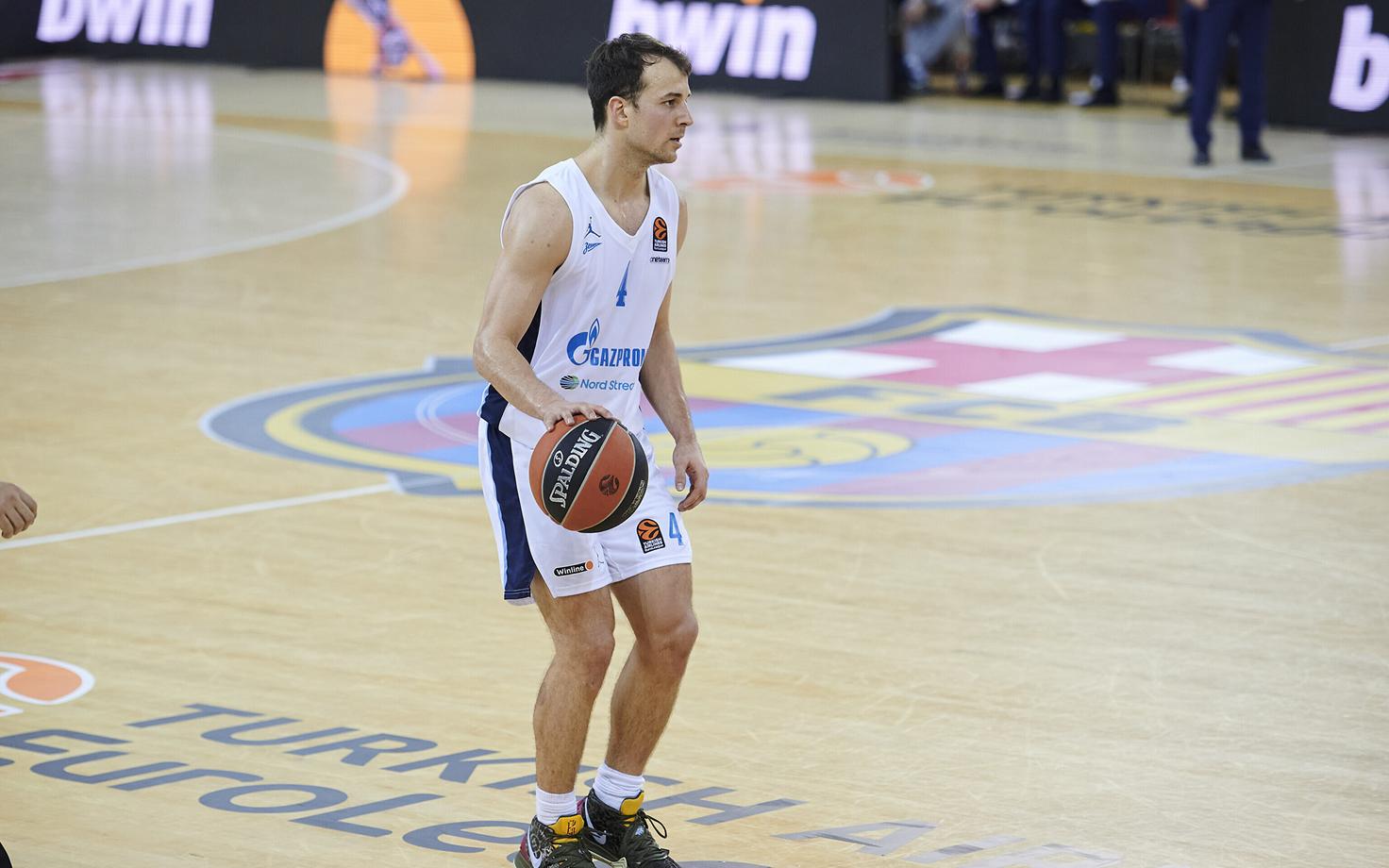Kevin Pangos viskas Peterburi Zeniidi võidumängus 16 punkti