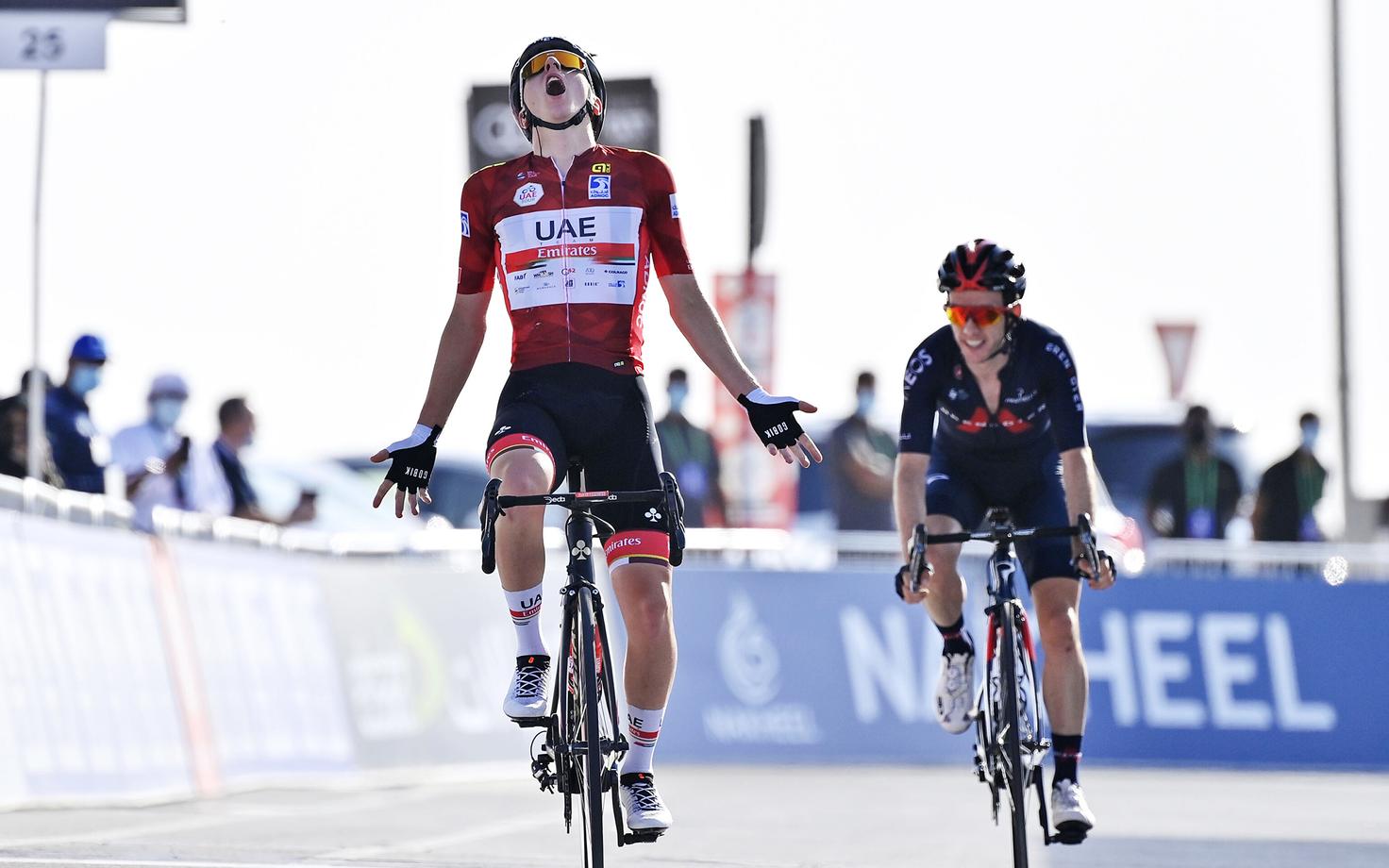 Tadej Pogacar ja Adam Yates kolmanda etapi finišis