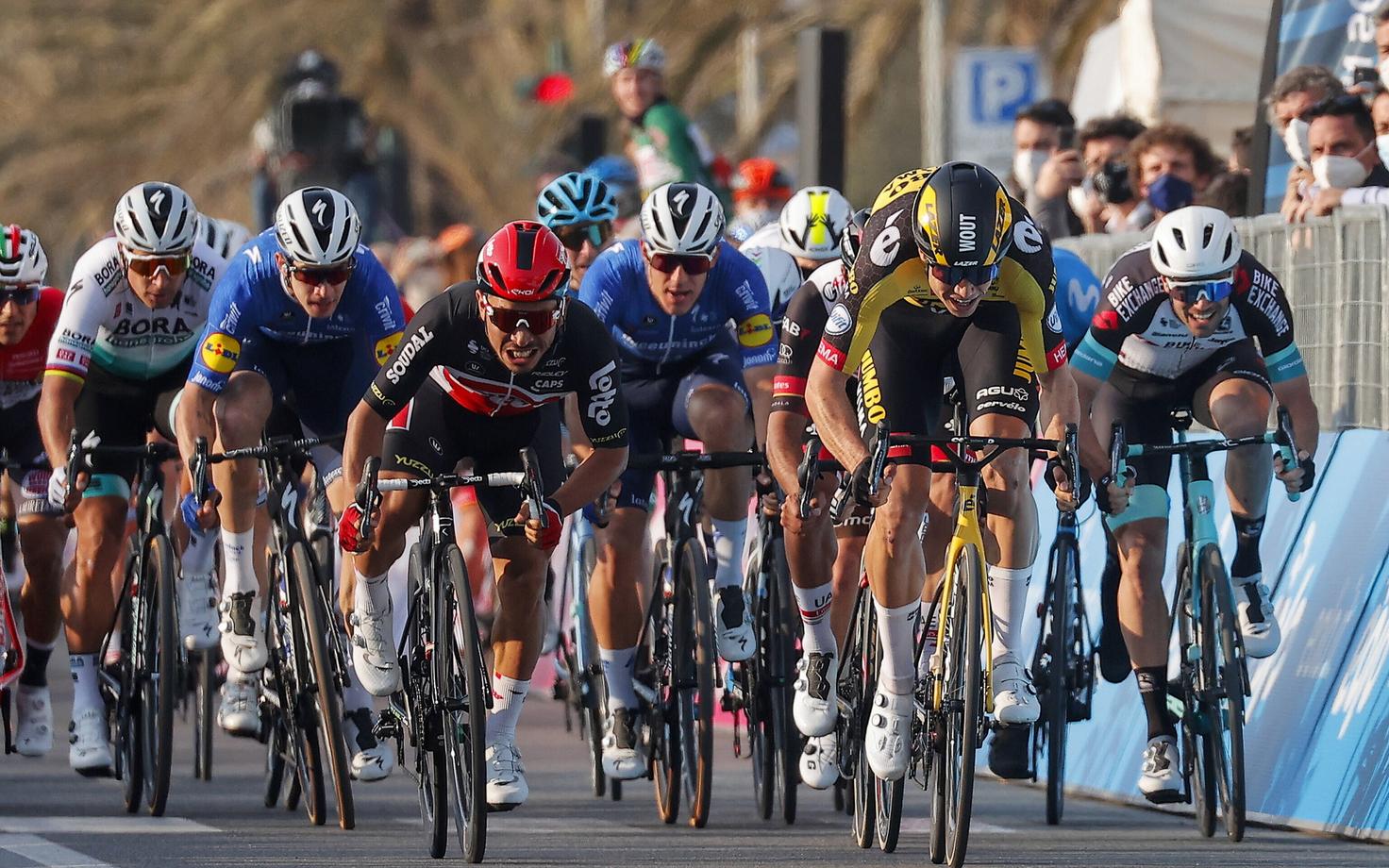 Tirreno-Adriatico velotuuri avaetapi finiš