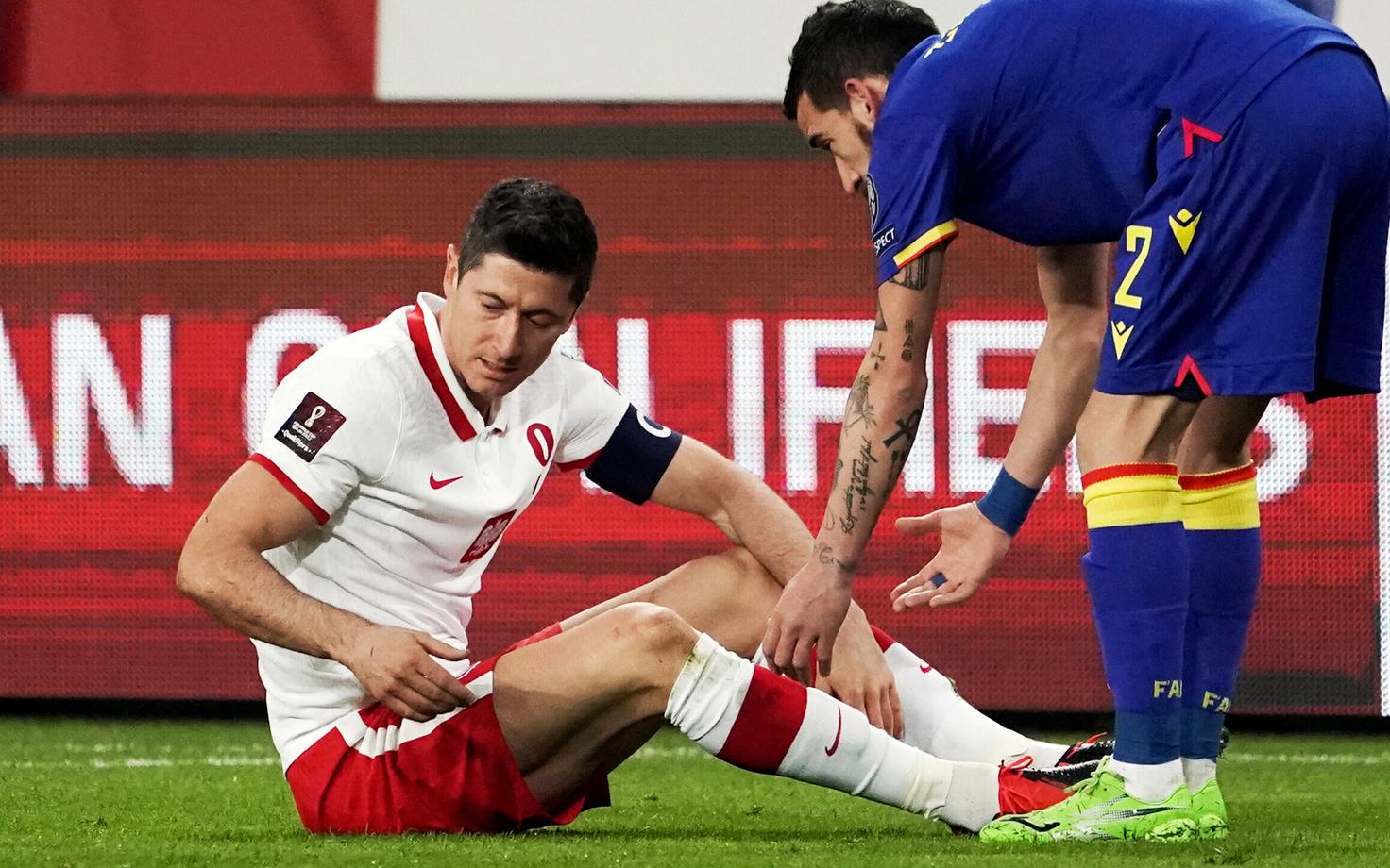 Robert Lewandowski sai Poola koondise MM-valikmängus Andorra vastu vigastada