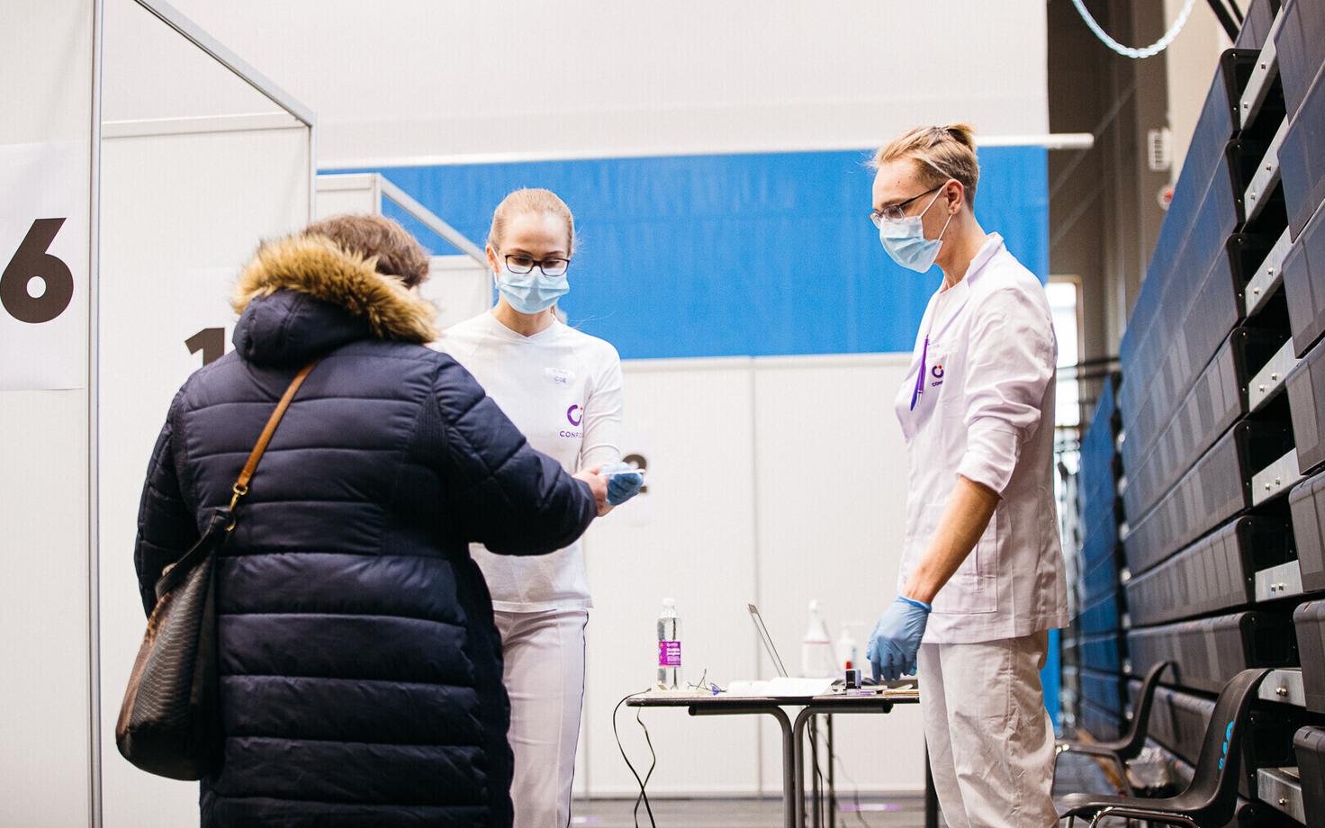 Massvaktsineerimine Sõle spordikeskuses