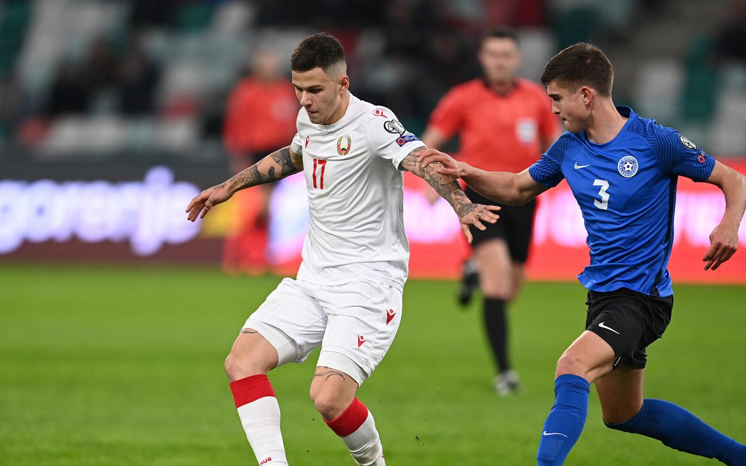 Maksim Paskotši (paremal) Eesti koondise MM-valikmängus Valgevene vastu