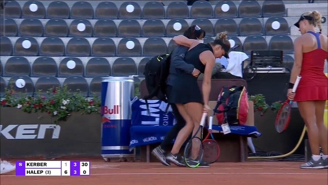 Simona Halep vigastas Roomas kolmapäeval jalga