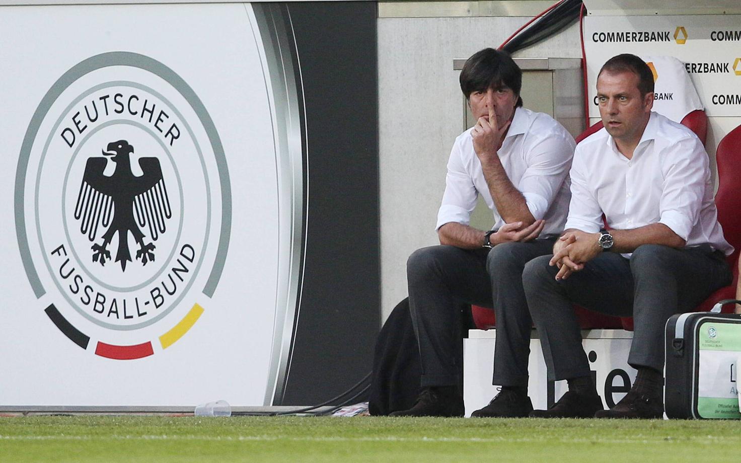 Joachim Löw (vasakul) ja Hansi Flick (paremal)