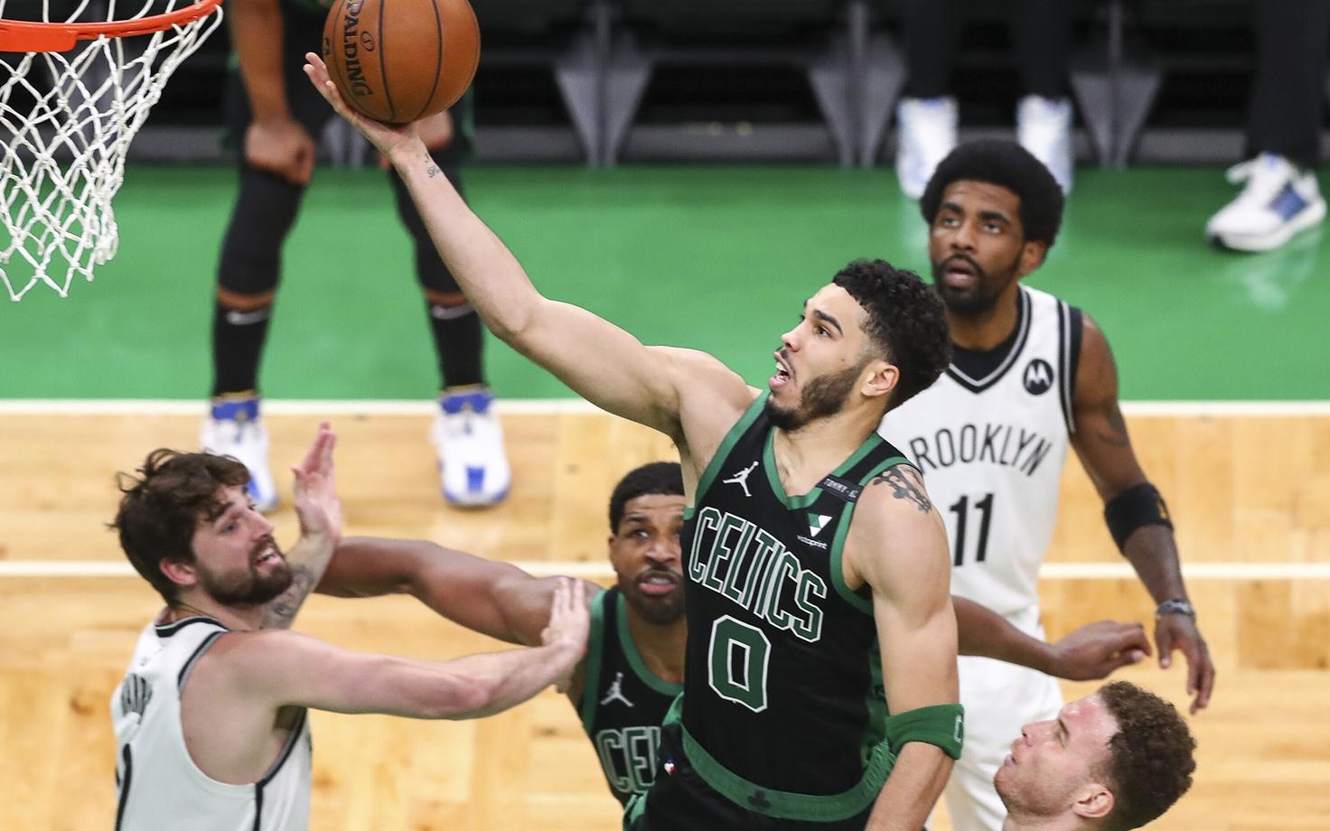 Jayson Tatum viskel.