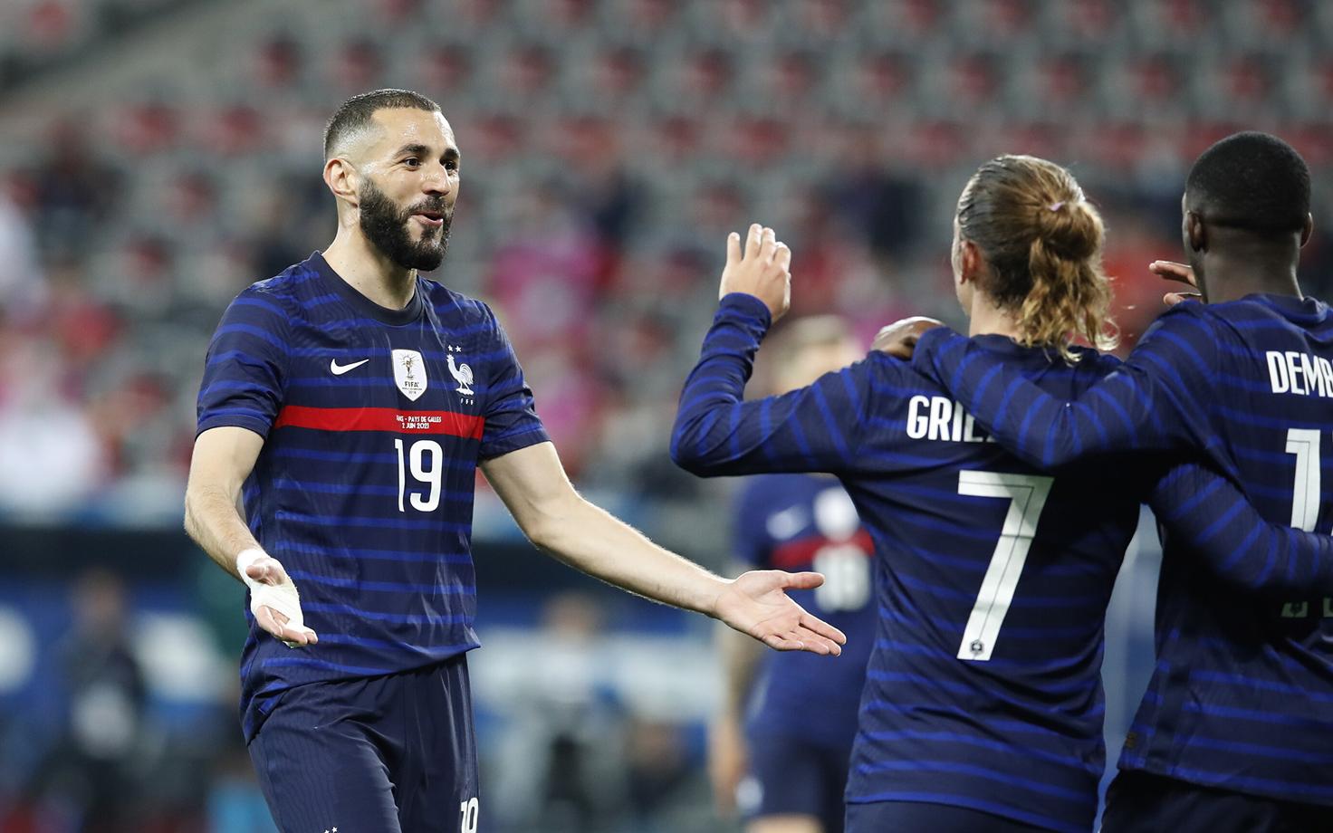 Karim Benzema (vasakul), Antoine Griezmann ja Ousmane Dembele