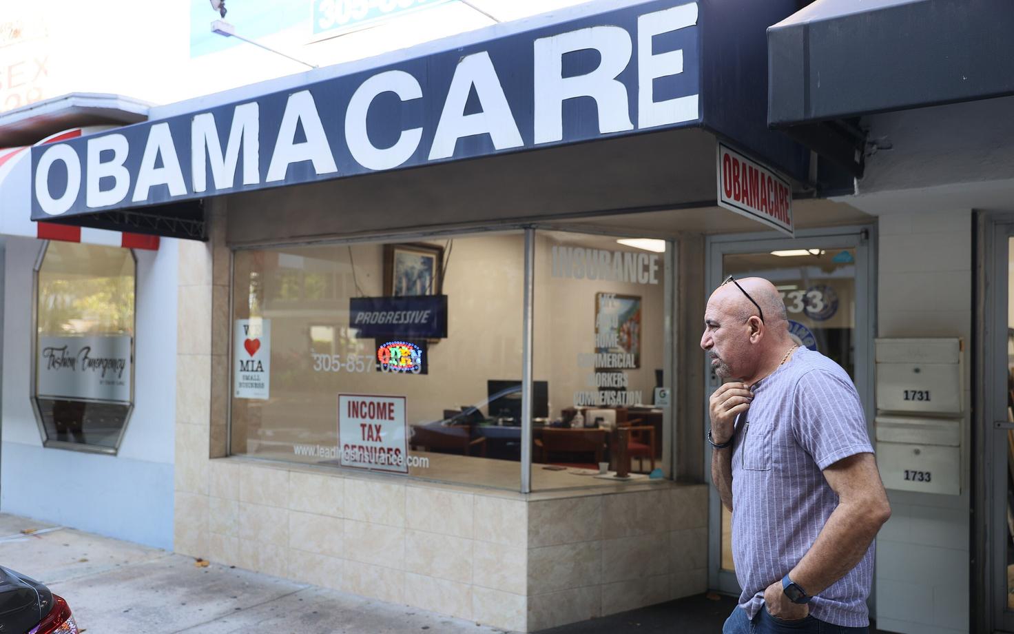 Agentuur Miamis, mis pakub kindlustust Obamacare'i alusel.