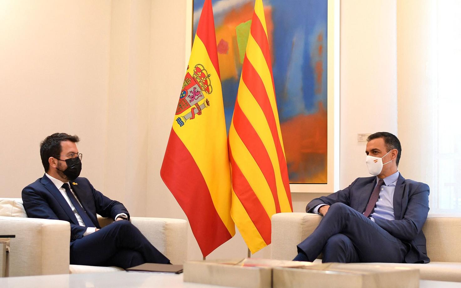 Pere Aragones ja Pedro Sanchez.