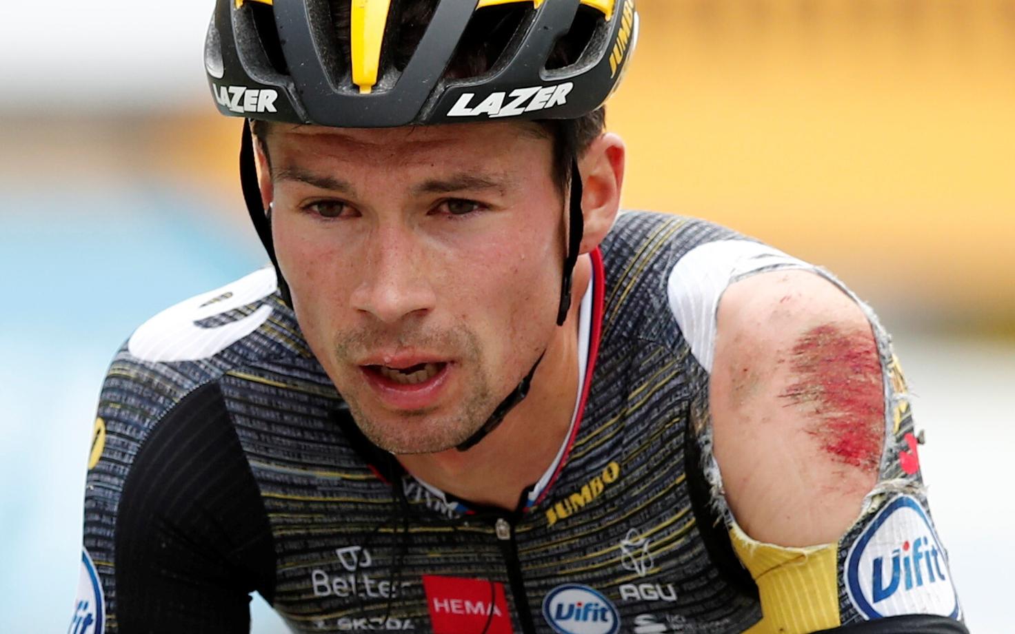 Primoz Roglic pärast kolmandal etapil kukkumist