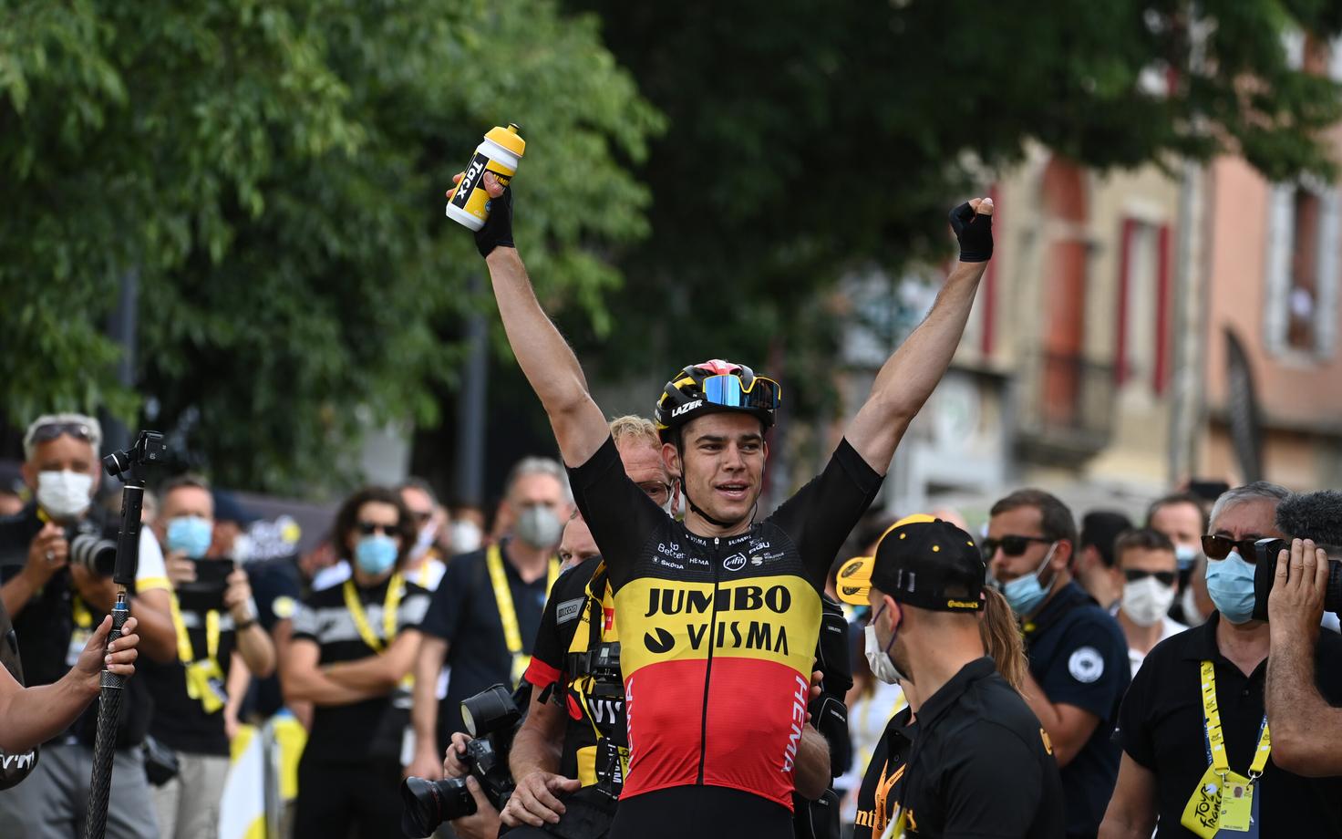 Wout van Aert peale Prantsusmaa velotuuri 11. etapi triumfi