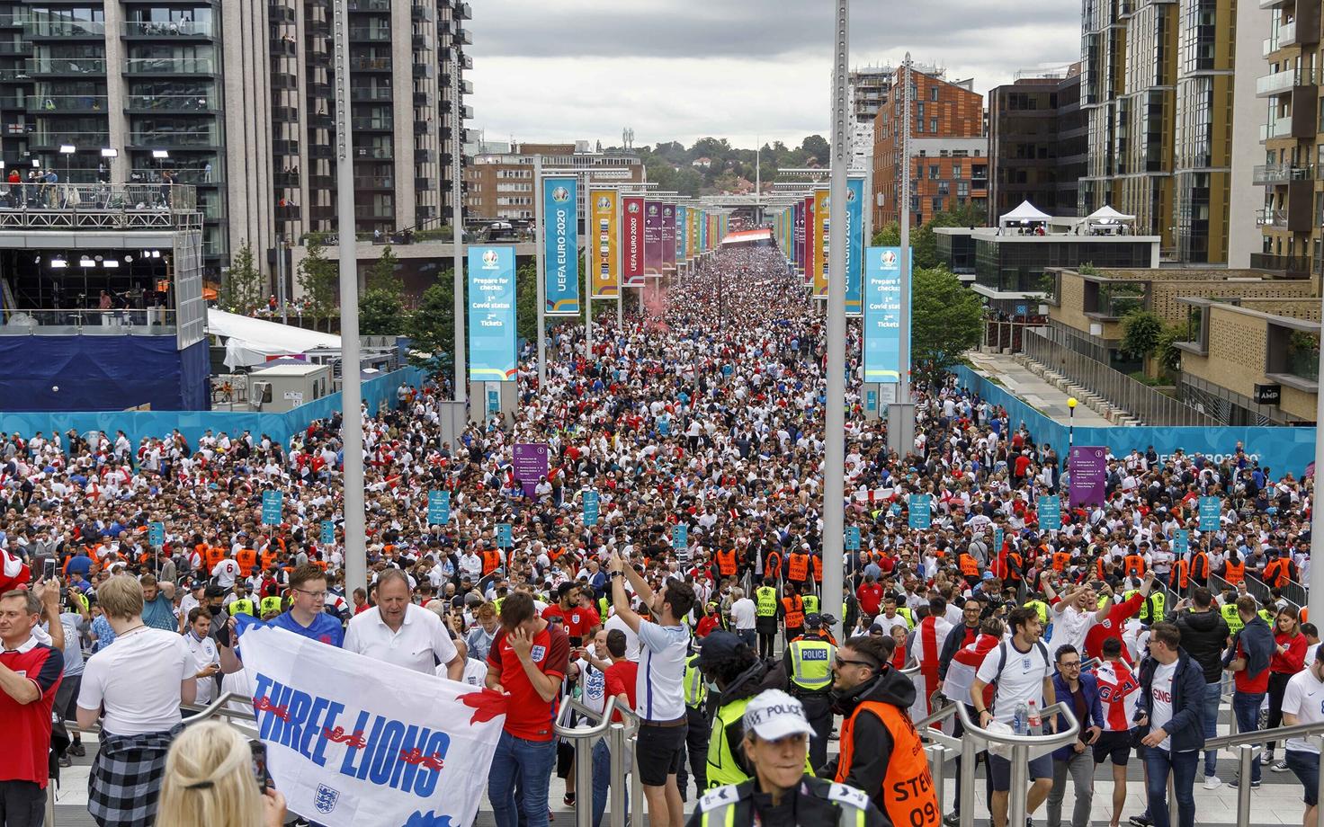 Wembley Way enne jalgpalli EM-i finaali