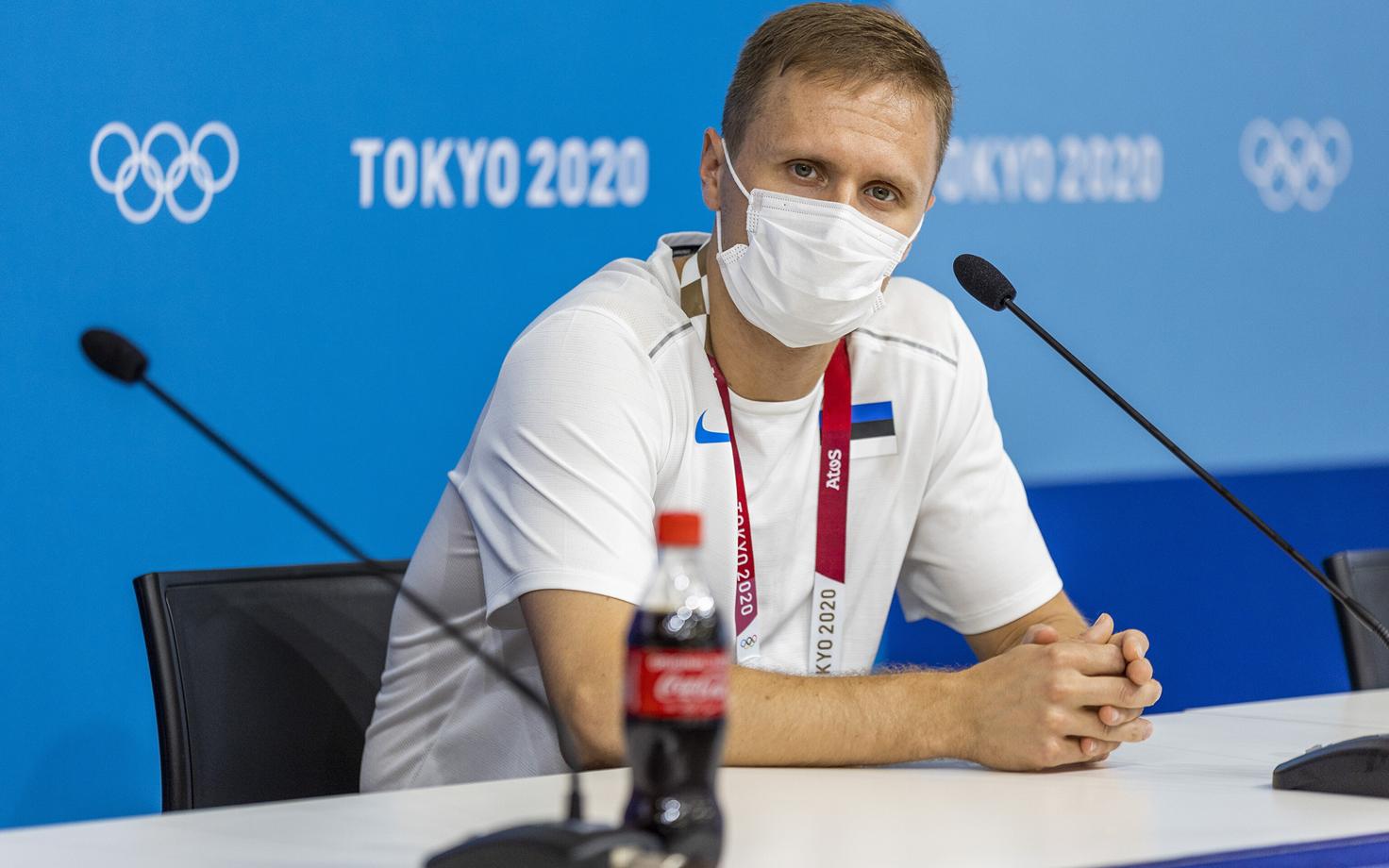 Raul Must Tokyo OM-i pressikonverentsil