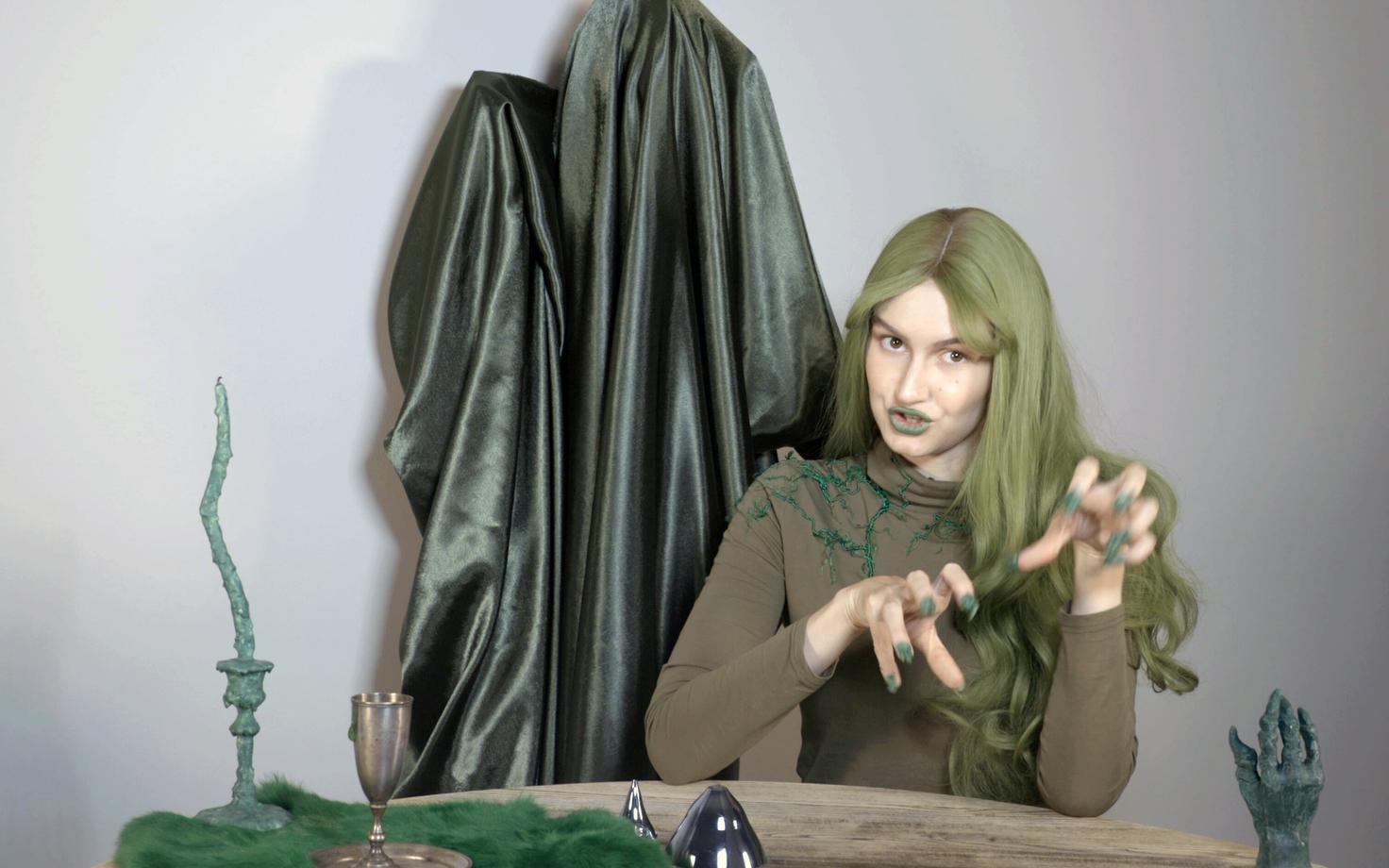 Ekraanitõmmis Darja Popolitova videotööst