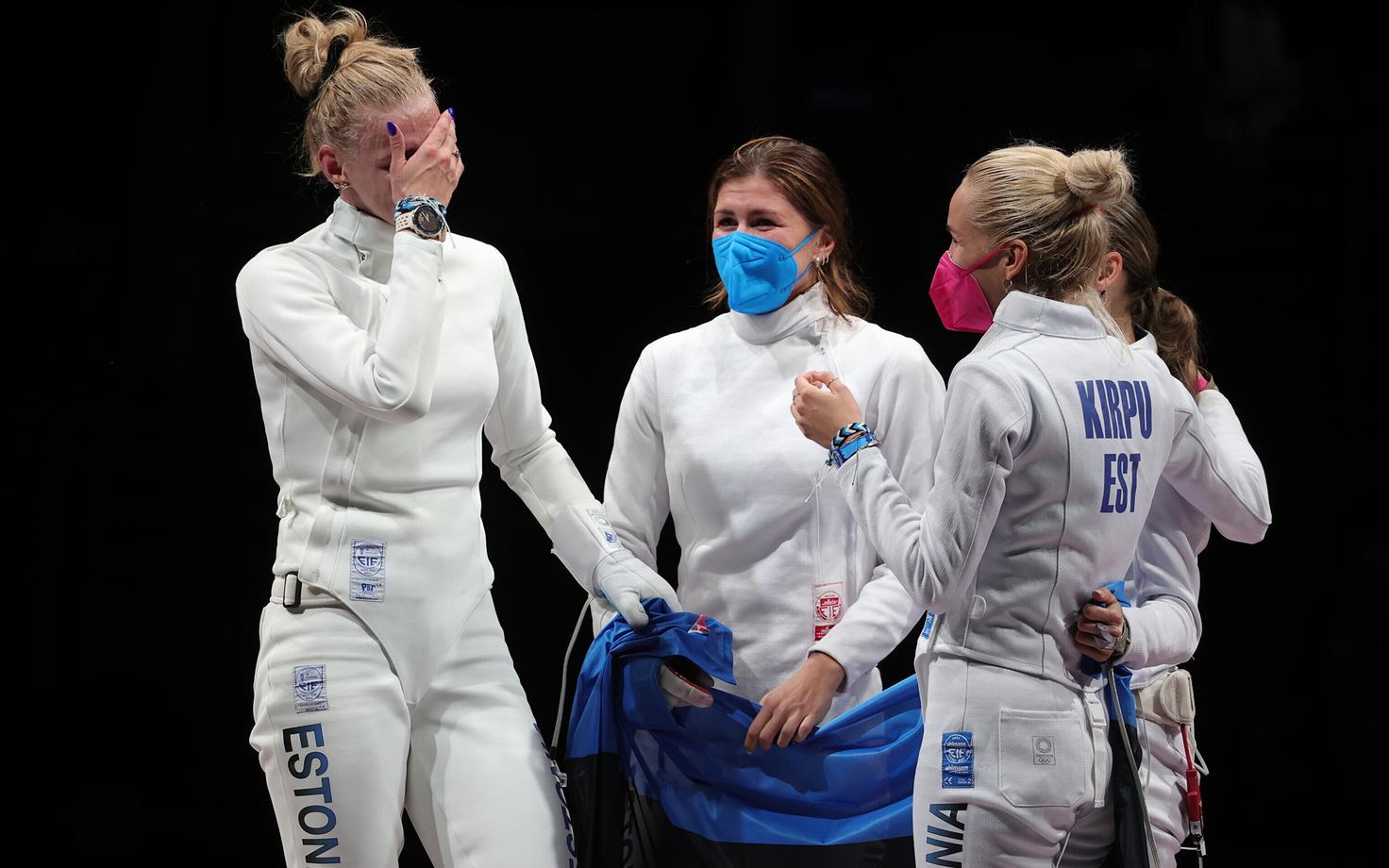 Эстонские шпажистки выиграли золото командного олимпийского турнира.