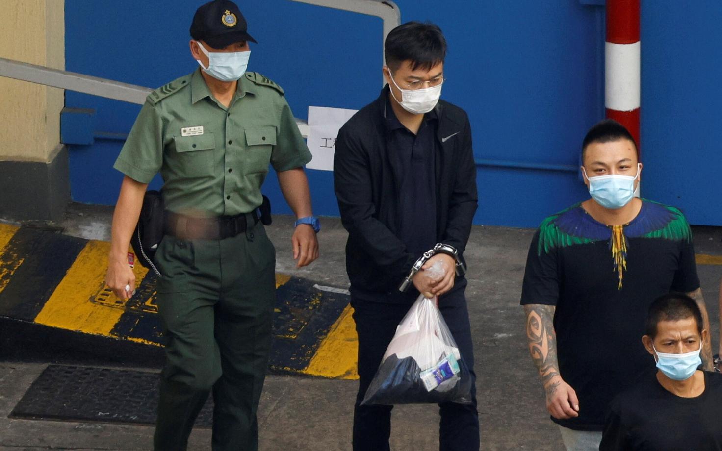 Hongkongis ilmuva Apple Daily endine peatoimetaja Ryan Law vahistati süüdistatuna välisriigi heaks töötamises 13. augustil.