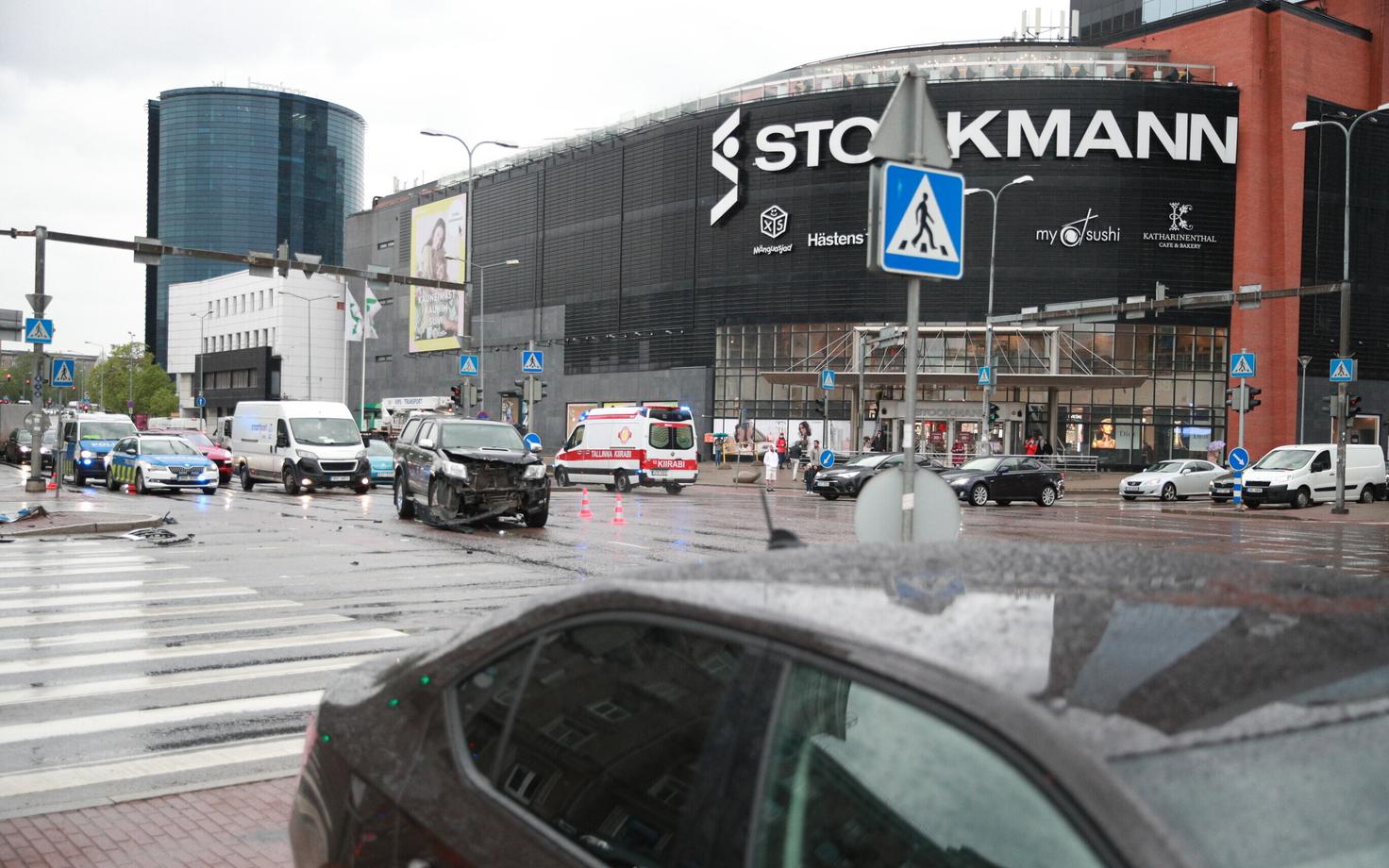 Tänavu juunis Tallinnas nn Stockmanni ristmikul juhtunud avarii