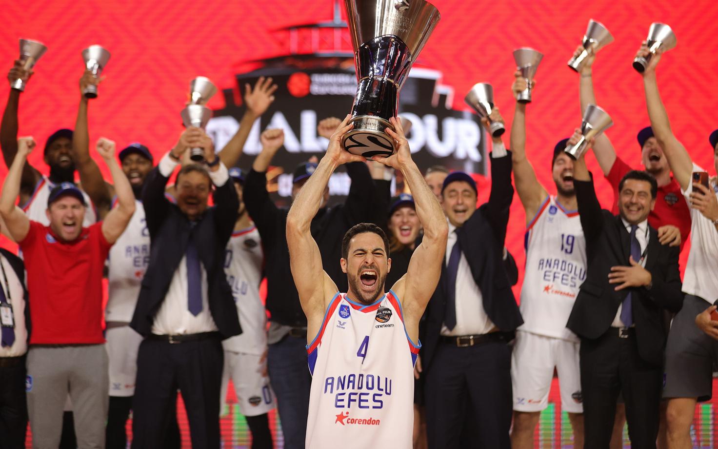 Eelmisel hooajal võitjaks tulnud Anadolu Efes