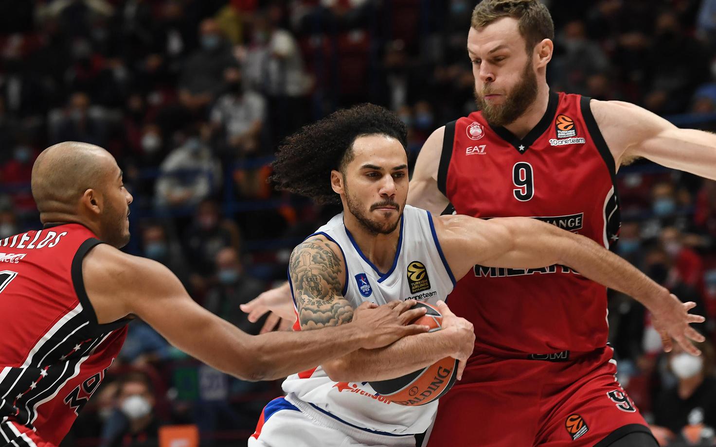 Istanbuli Anadolu Efes ja Milano Olimpia