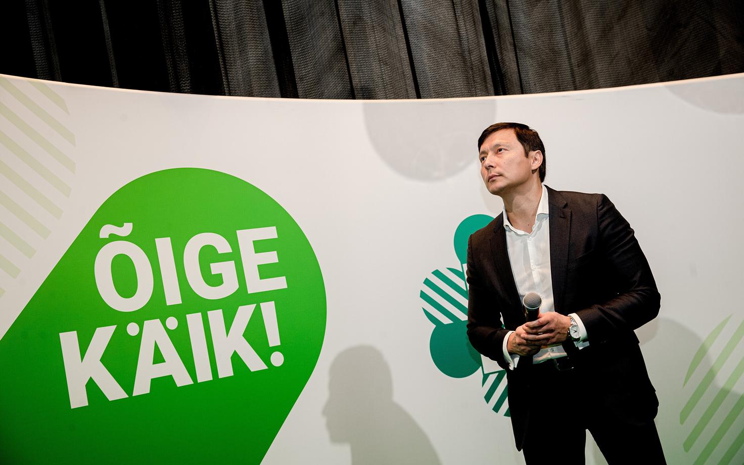 Keskerakonna valimispidu, Mihhail Kõlvart