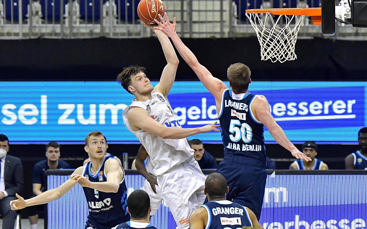 Maik-Kalev Kotsar (palliga)