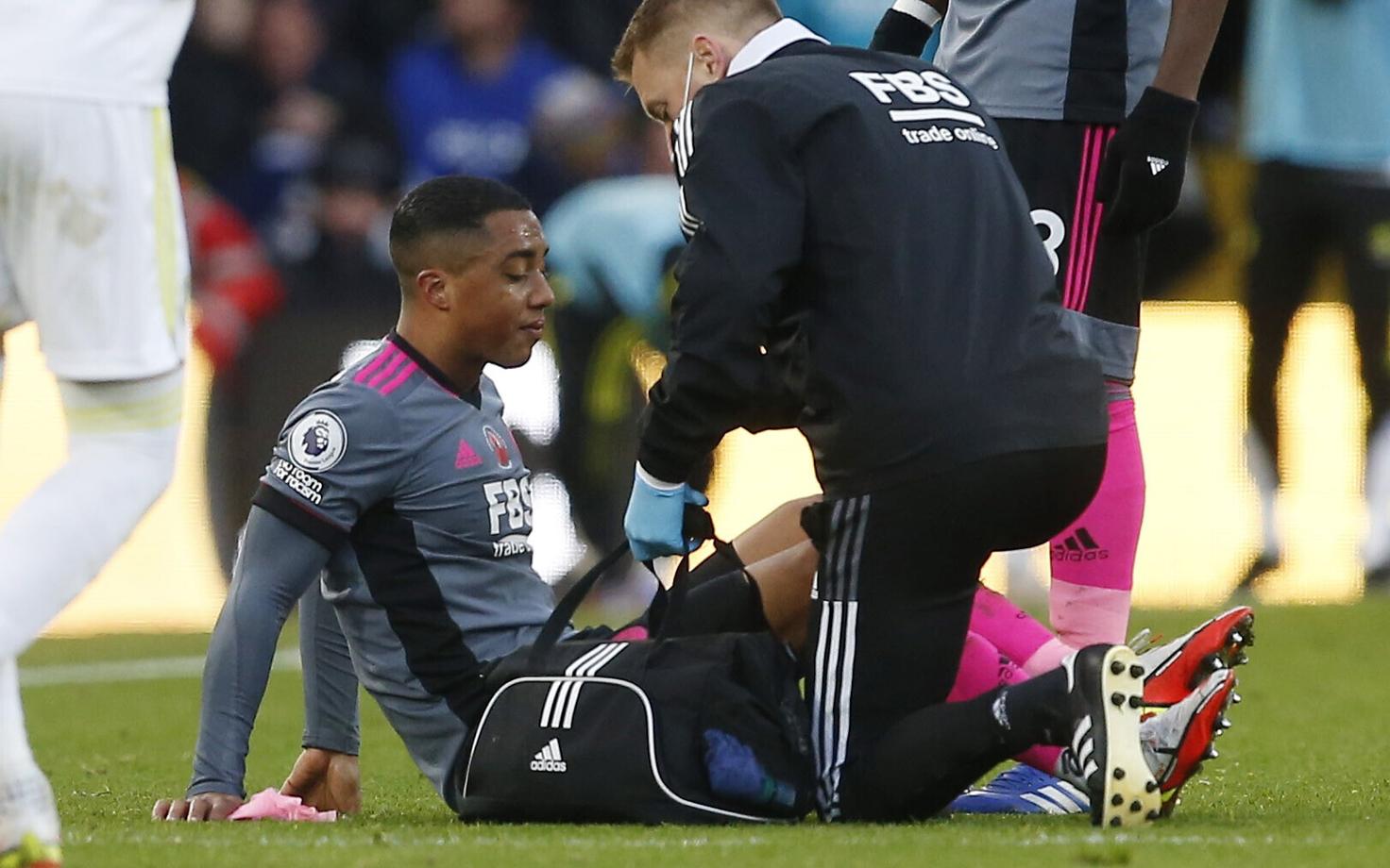 Youri Tielemans kohtumises Leeds Unitedi vastu