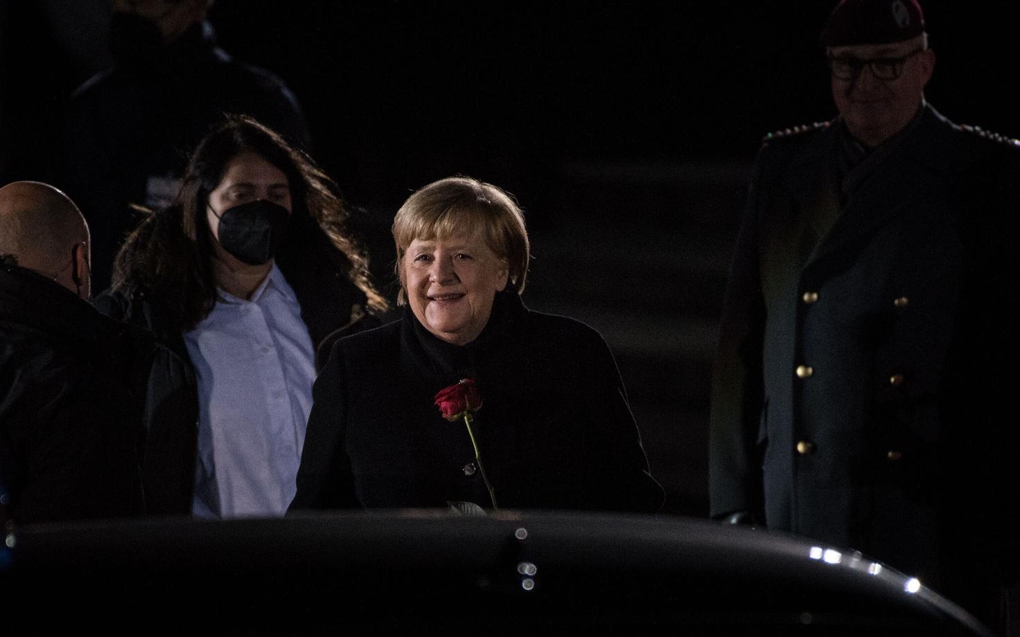 Angela Merkel neljapäeval ametist lahkumise tseremoonial.