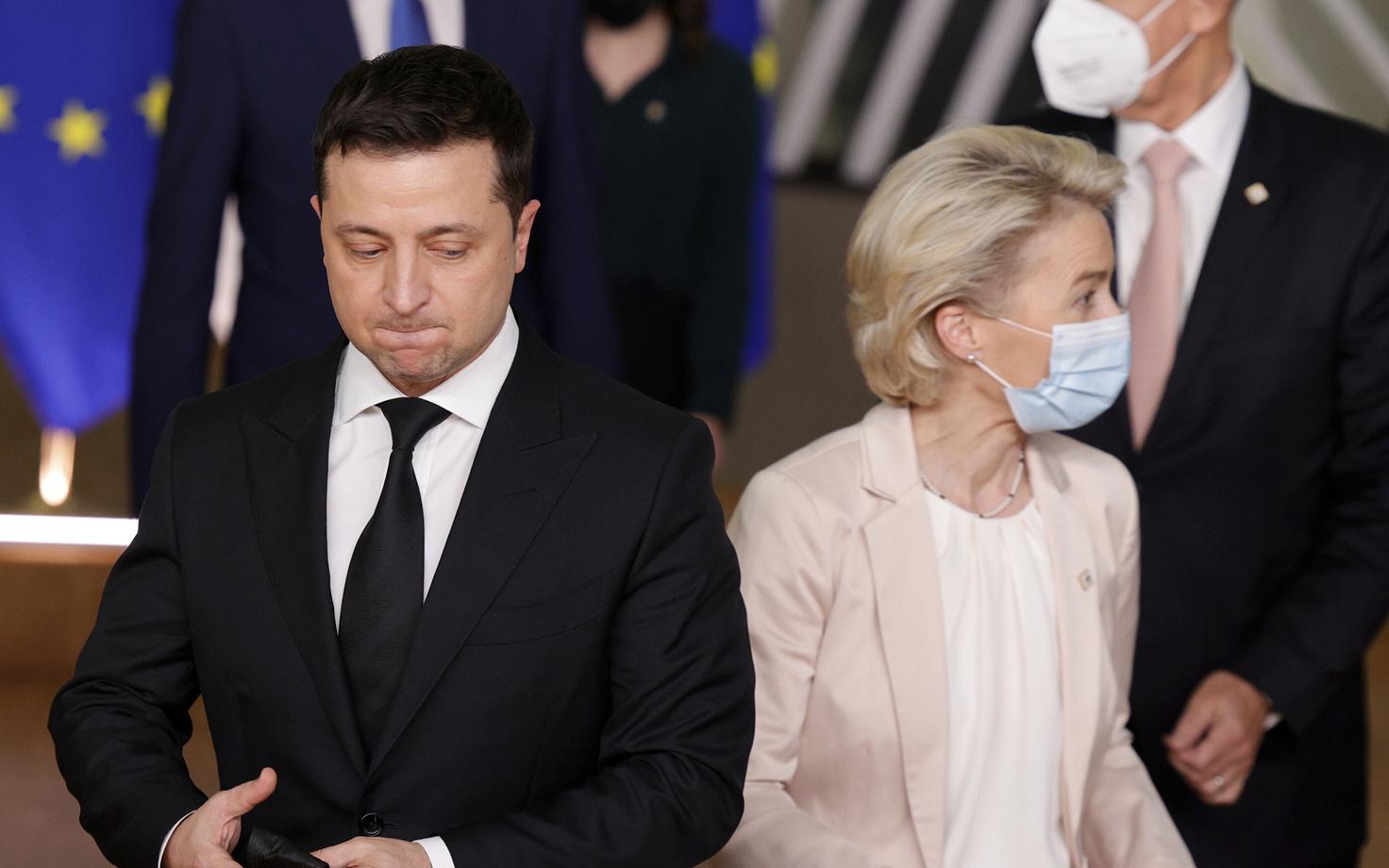 Глава Еврокомиссии Урсула фон дер Ляйен и президент Украины Владимир Зеленский.