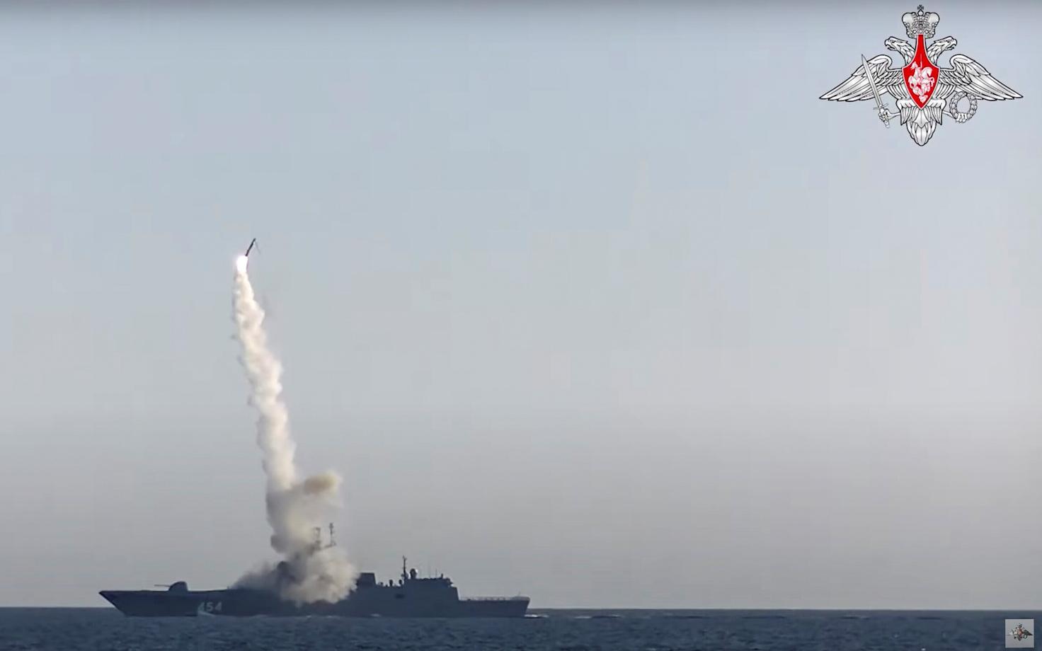Hüperhelikiirusel liikuva raketi Tsirkon katsetamine sel suvel.