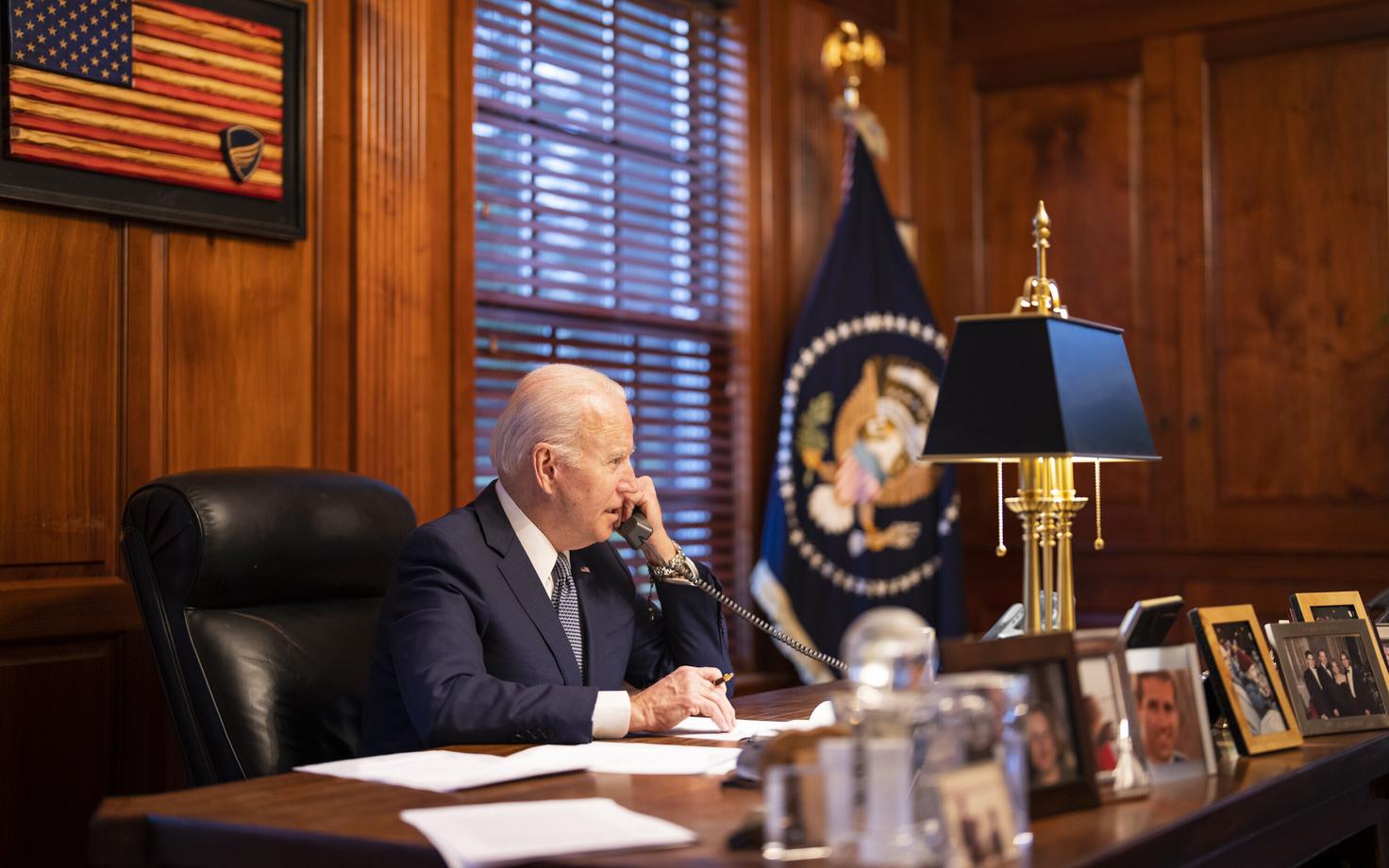 Joe Biden helistas Vladimir Putinile oma Delaware'i osariigis Wilmingtonis asuvast kodust.