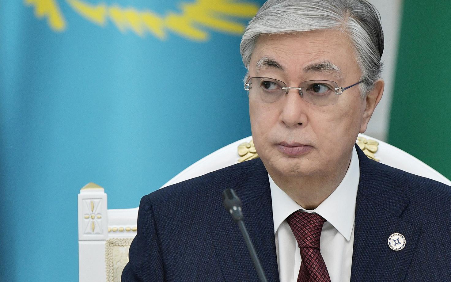 Президент Казахстана Касым-Жомарт Токаев кабмину срочно изучить ситуацию.