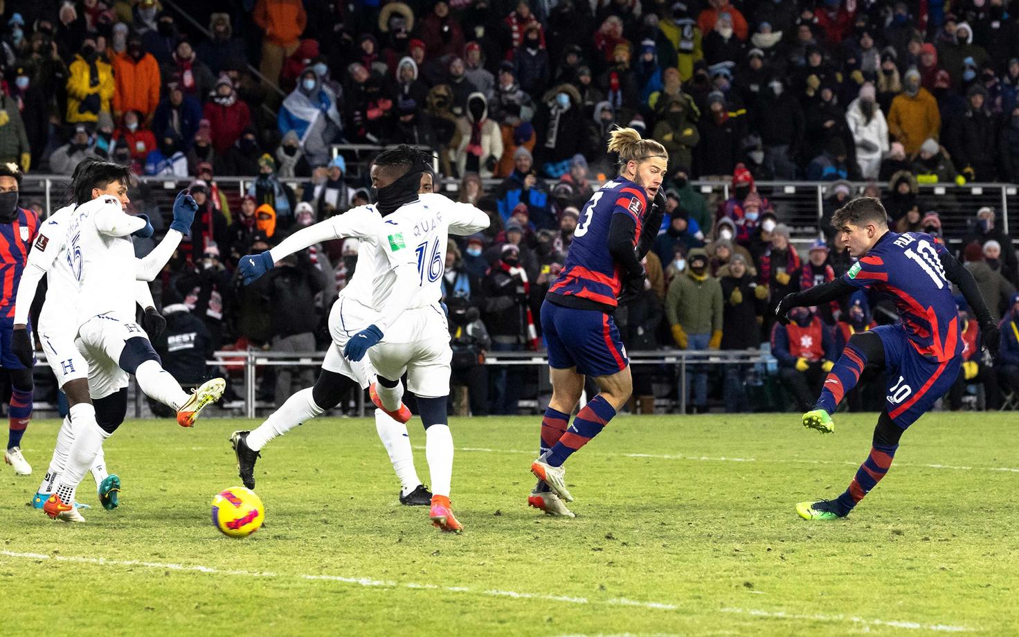 Jalgpalli MM-valikmäng USA - Honduras