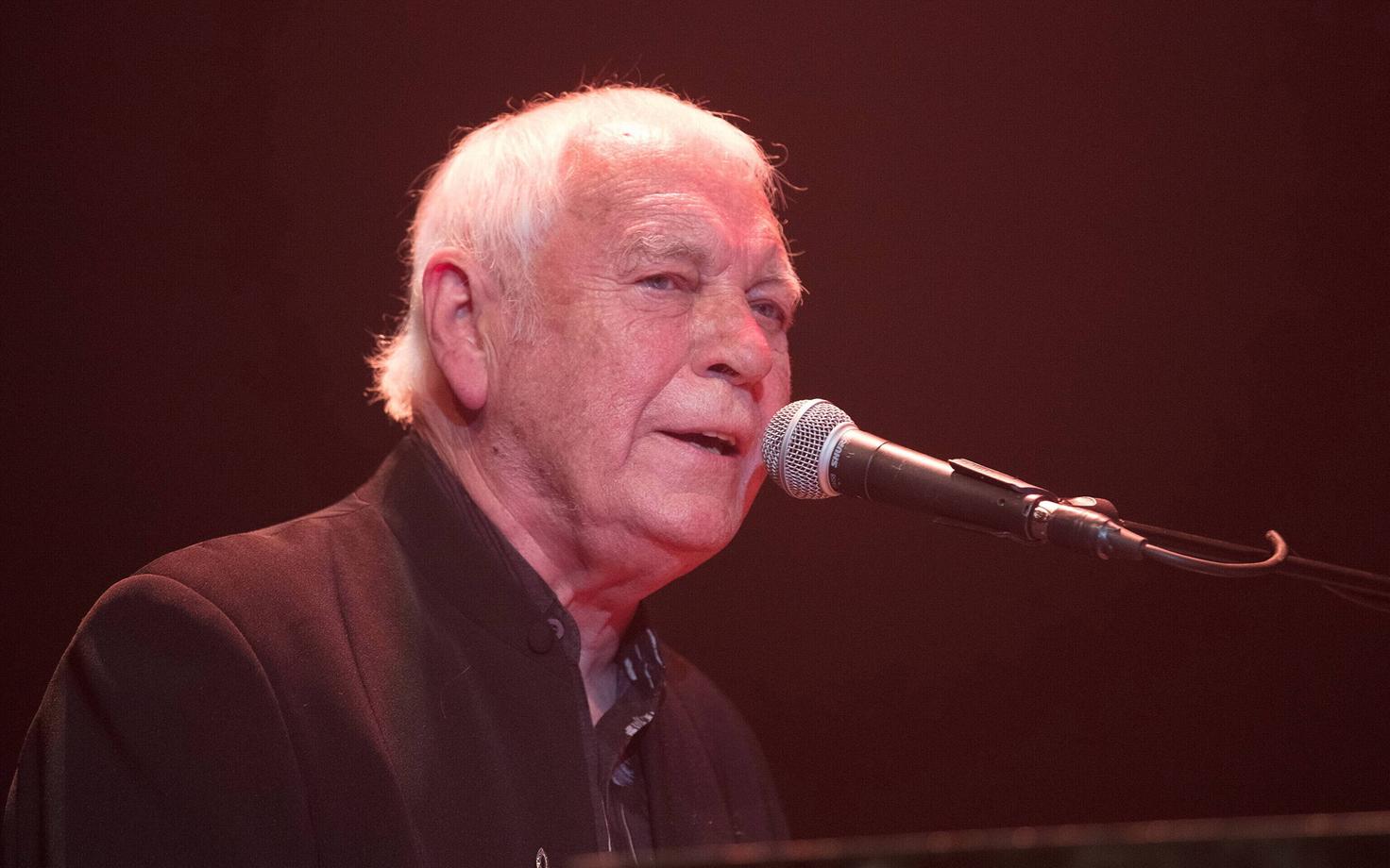 Ansambli Procol Harum laulja Gary Brooker.