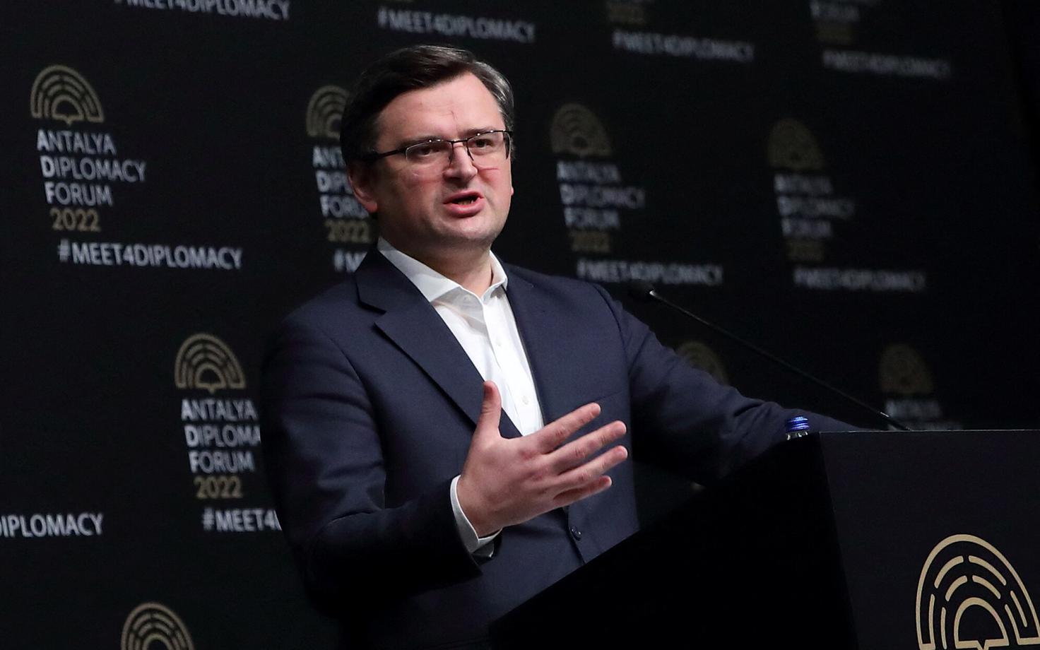 Дмитрий Кулеба на переговорах в Анталье 10 марта 2022 г.