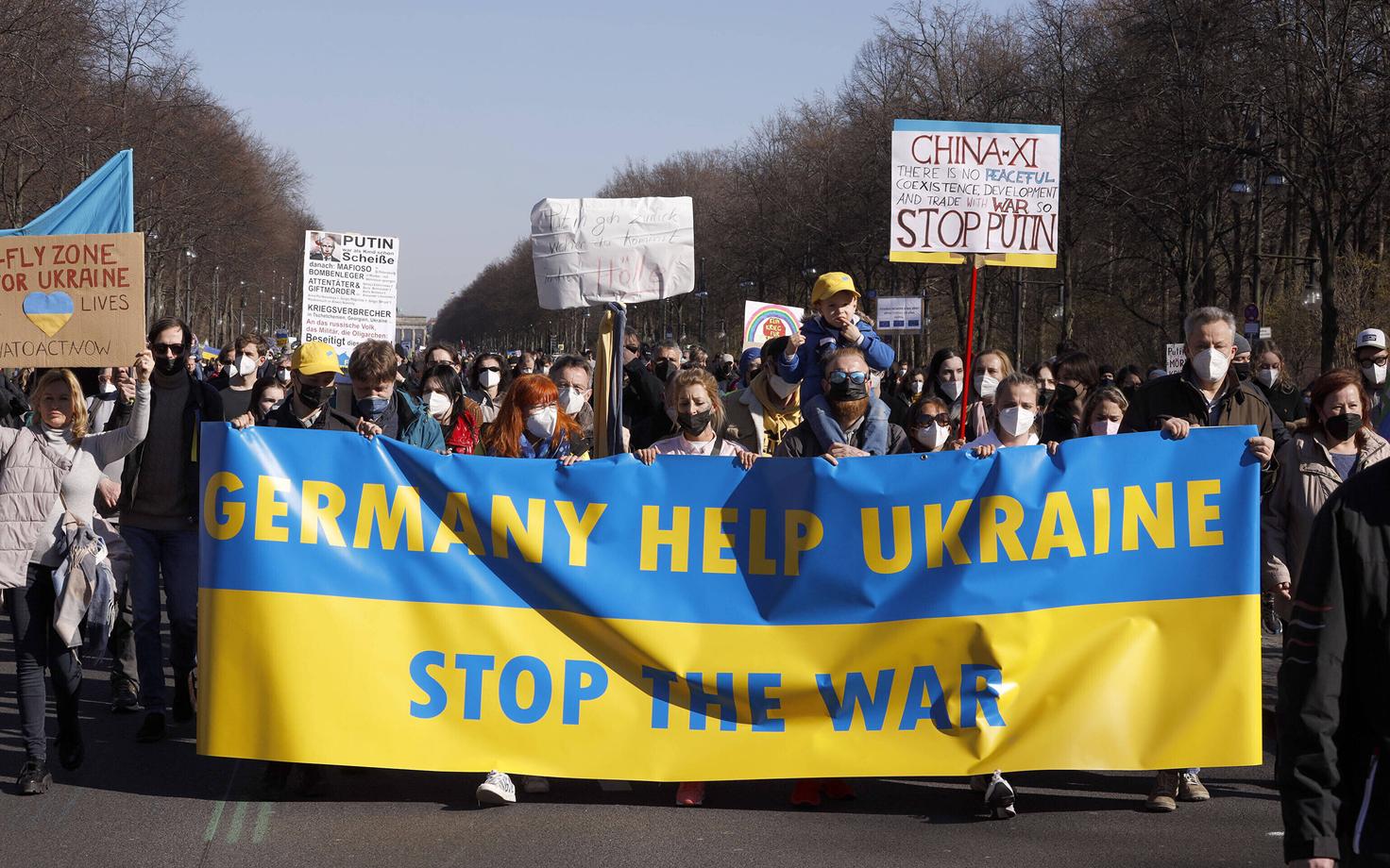 Митинг в поддержку Украины в Берлине.