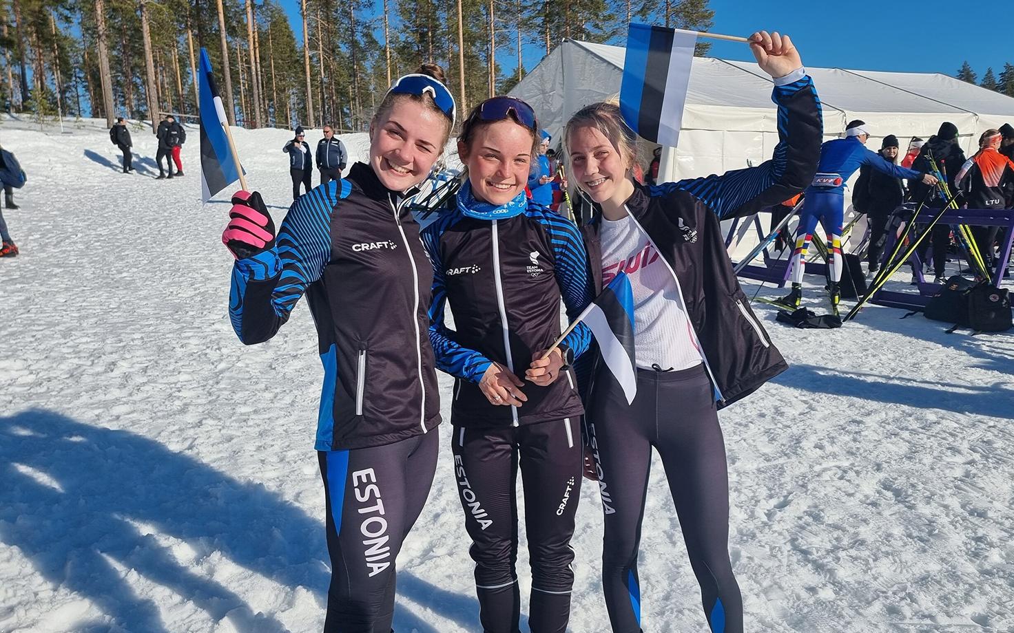 Andra Aavik, Õnnela Rodendau ja Eliisabet Kool