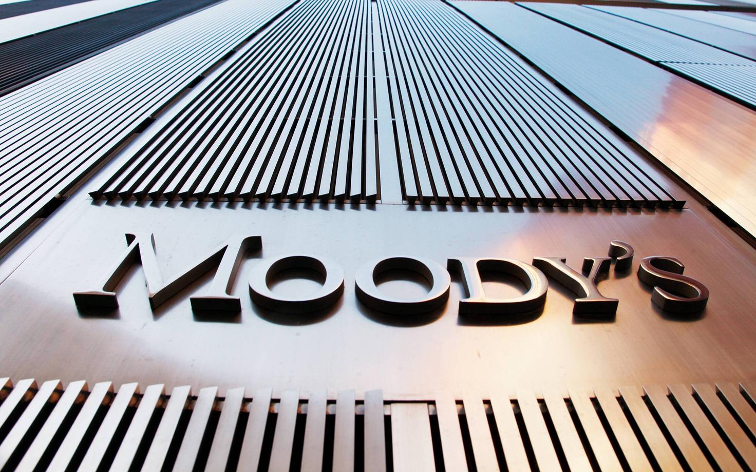 Reitinguagentuuri Moody's logo.