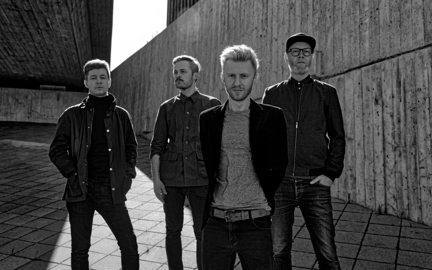 Ewert and The Two Dragons