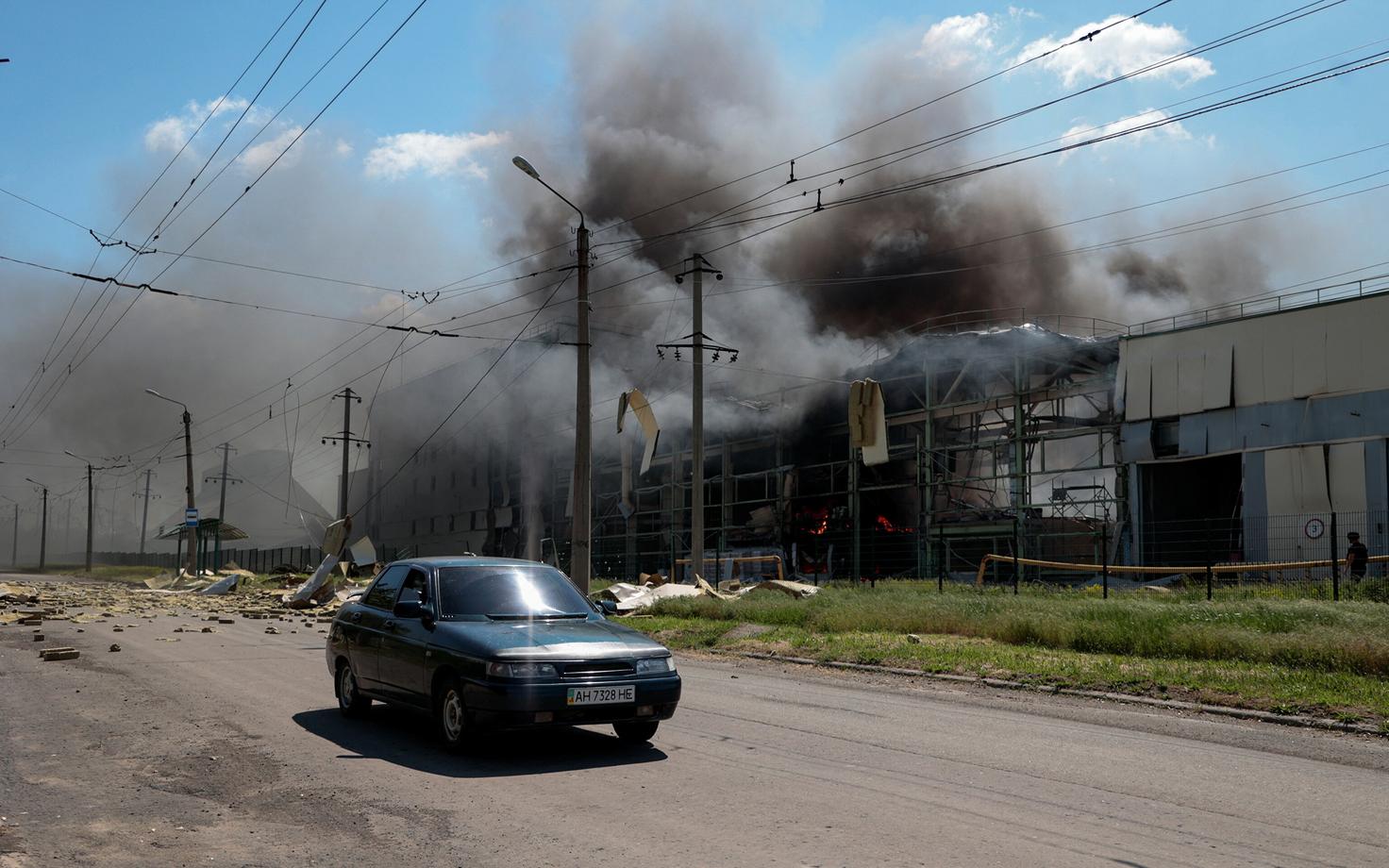 Vene väed jätkavad Ida-Ukraina linnade pommitamist