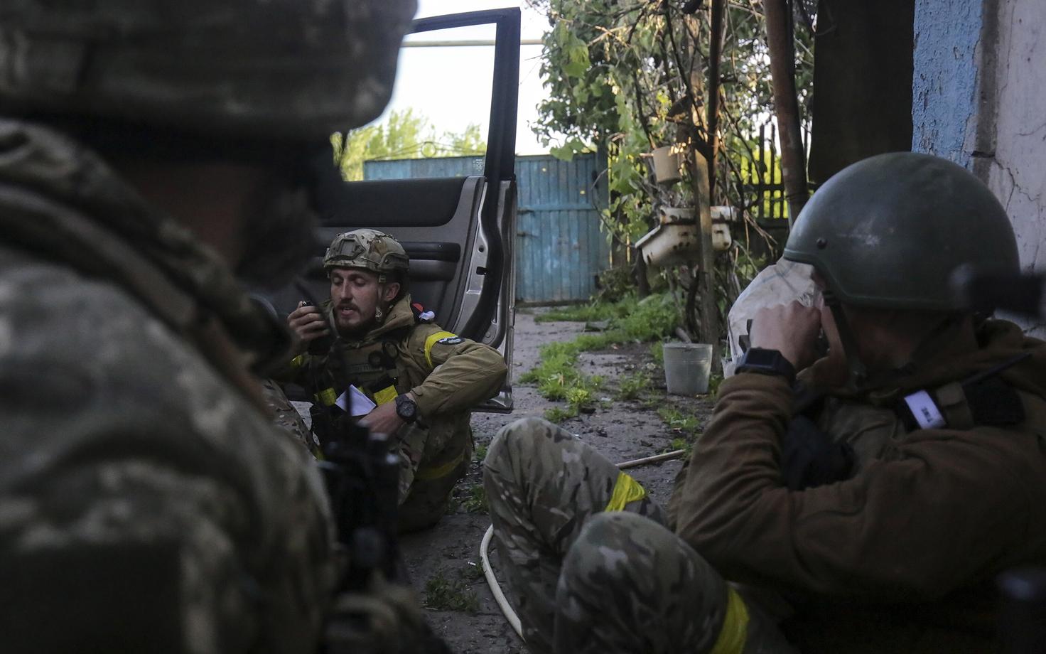 Украинские военнослужащие в Бахмуте.