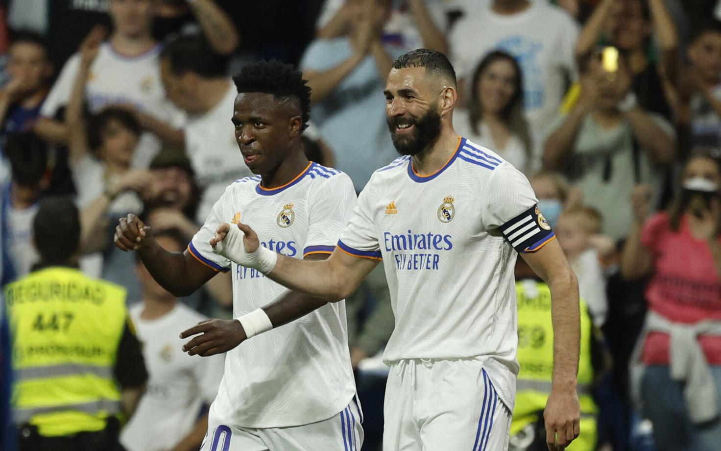 Vinicius Junior (vasakul) ja Karim Benzema