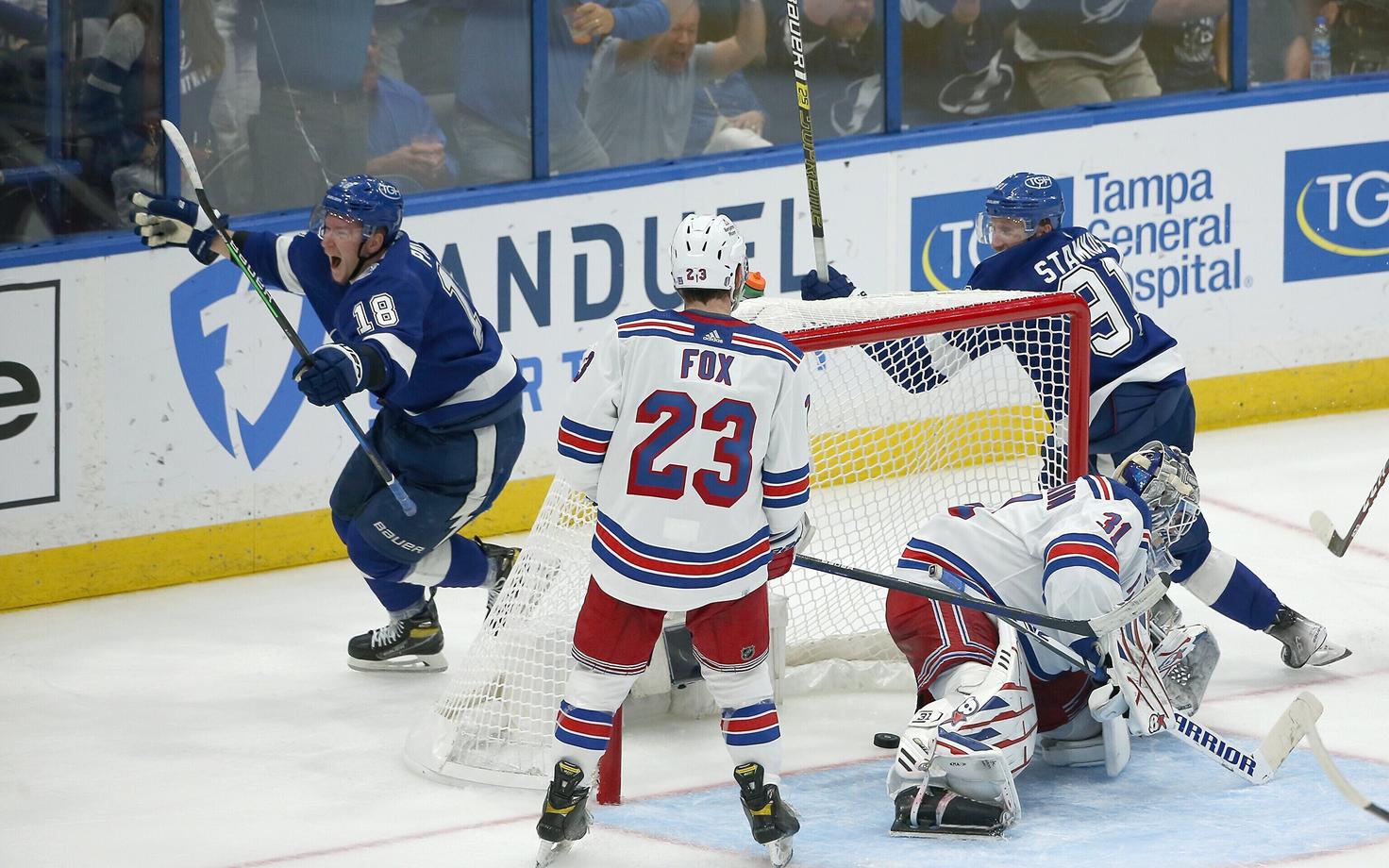 Ondrej Palat (vasakul) viskas Tampa Bay võiduvärava.