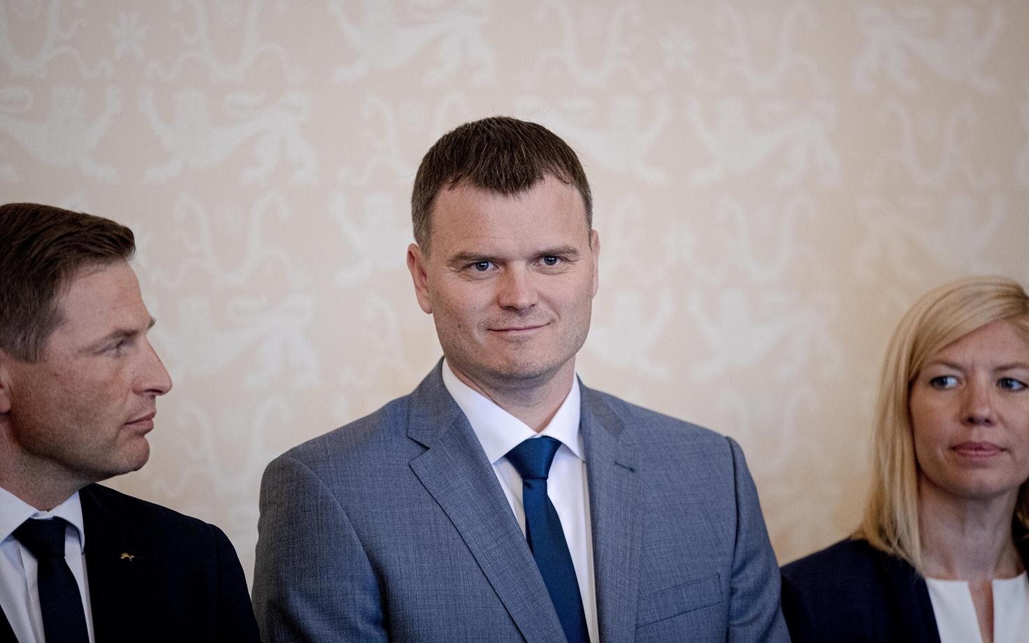 President Alar Karis nimetas valitsuse ametisse