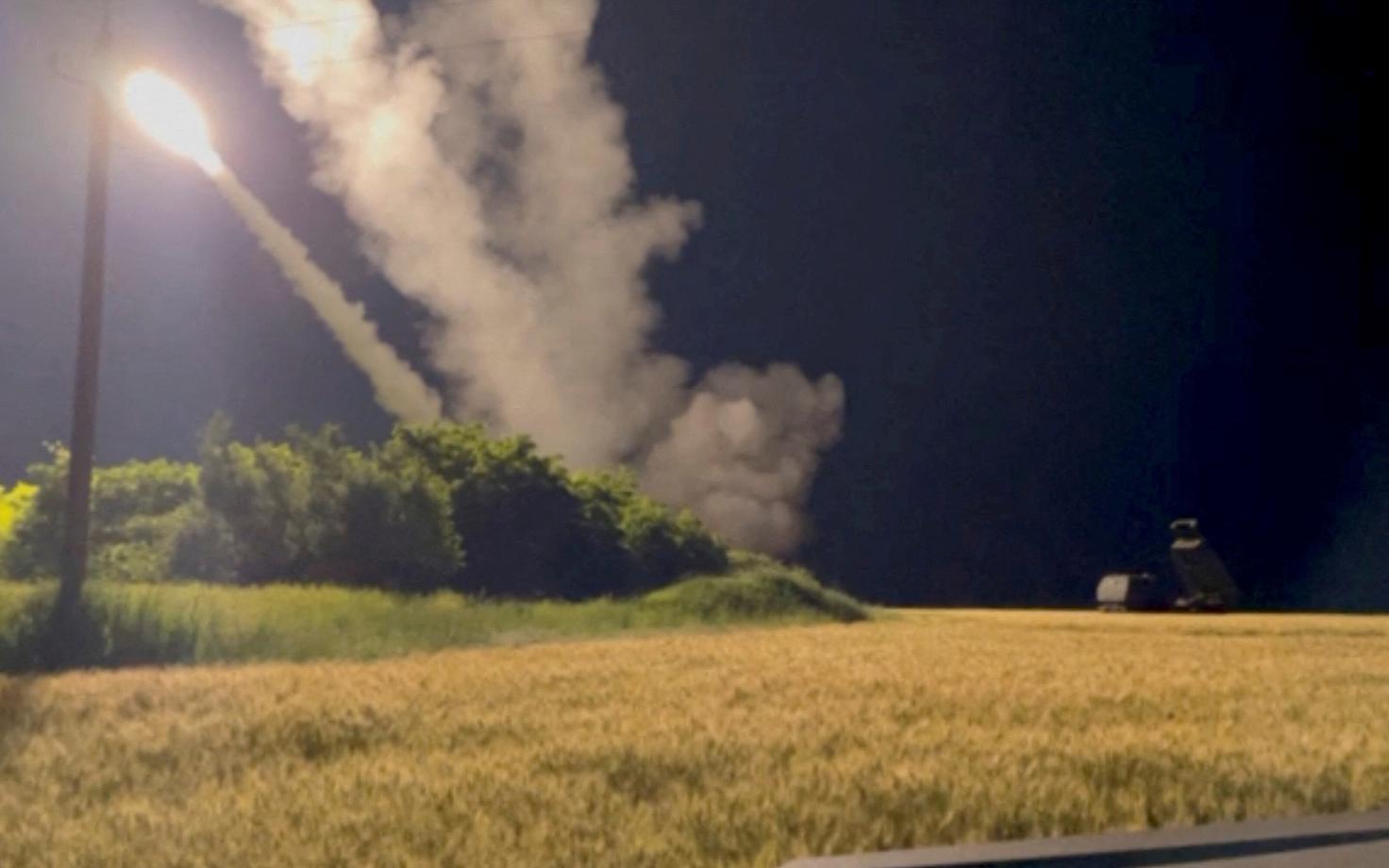Применение системы HIMARS в Украине.