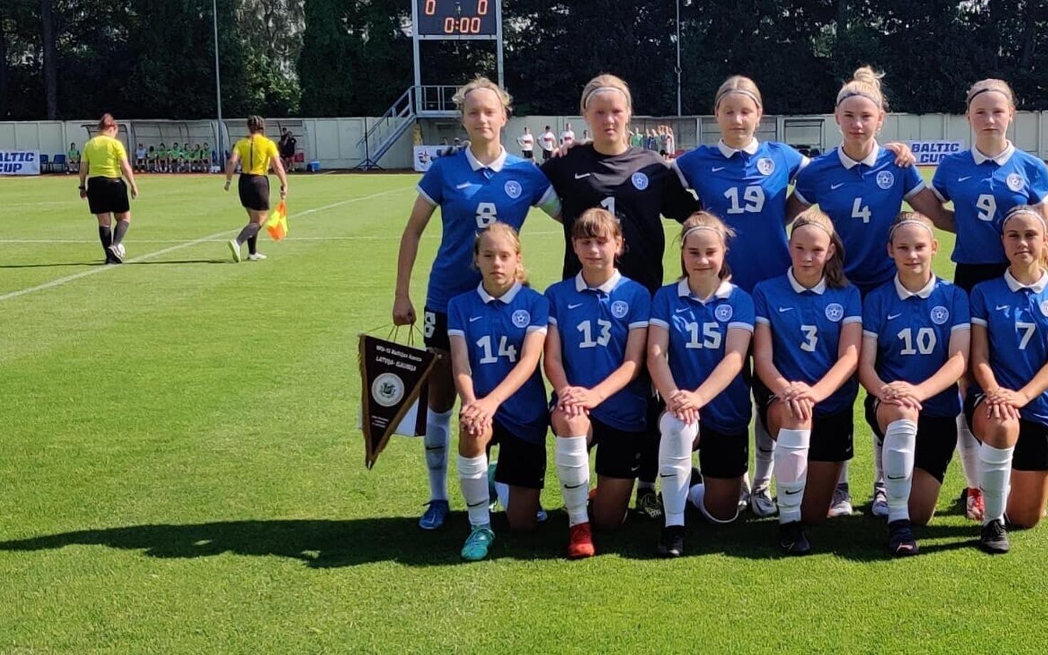 Eesti U-15 neidude jalgpallikoondis