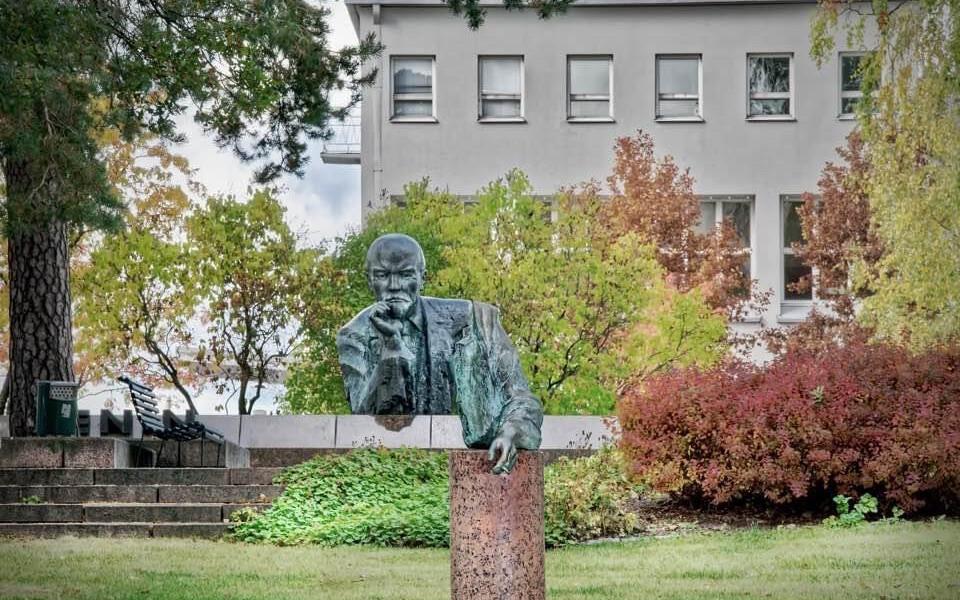 Памятник Ленину в Котка.