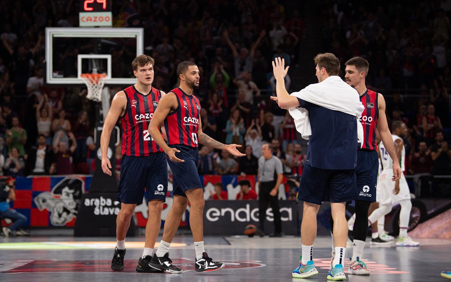Maik-Kalev Kotsar (vasakul) ja Baskonia