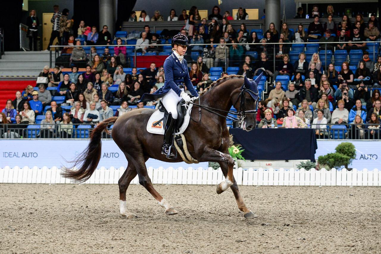 Dina Ellermann ja Finalist