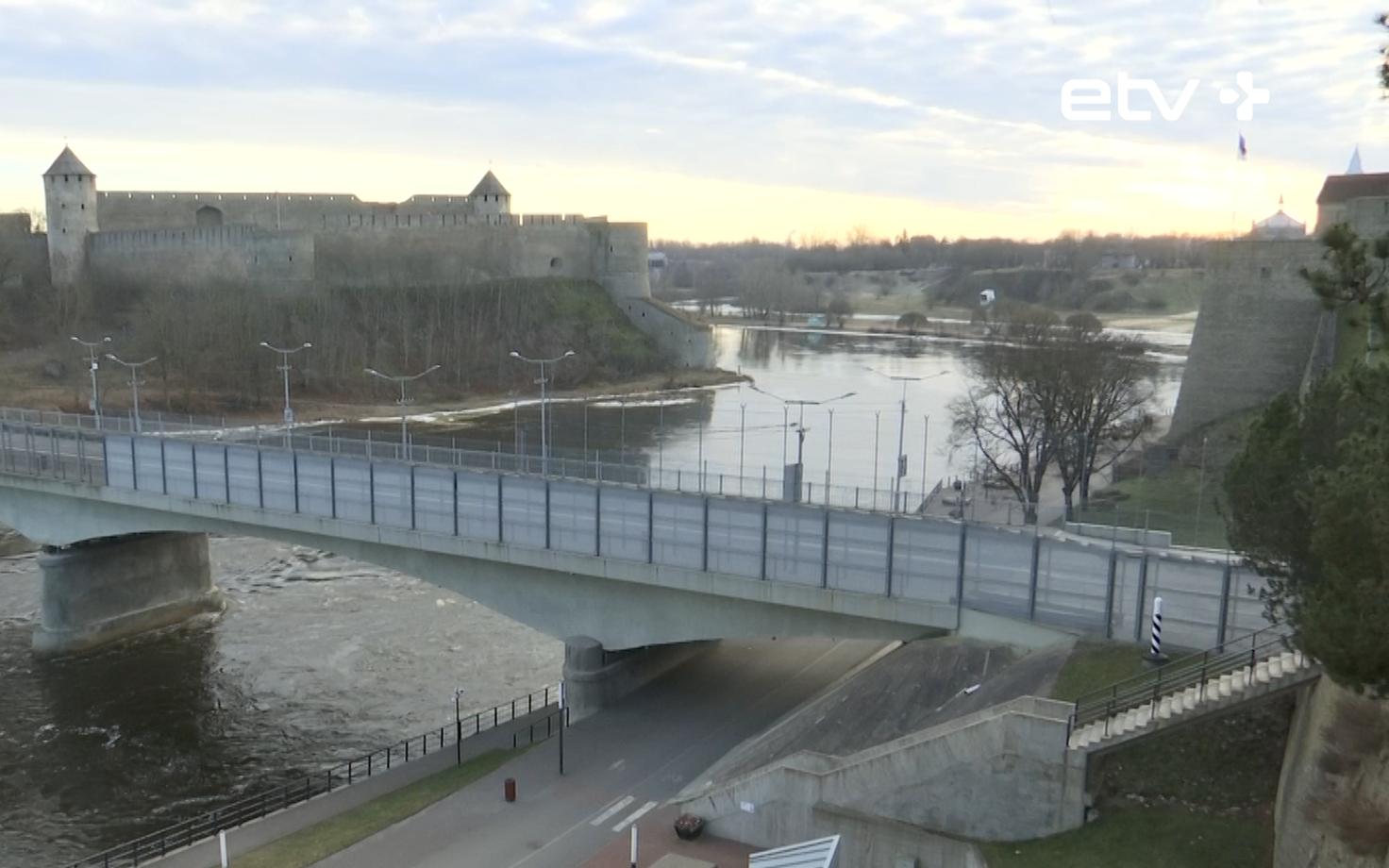 Нарвская граница.