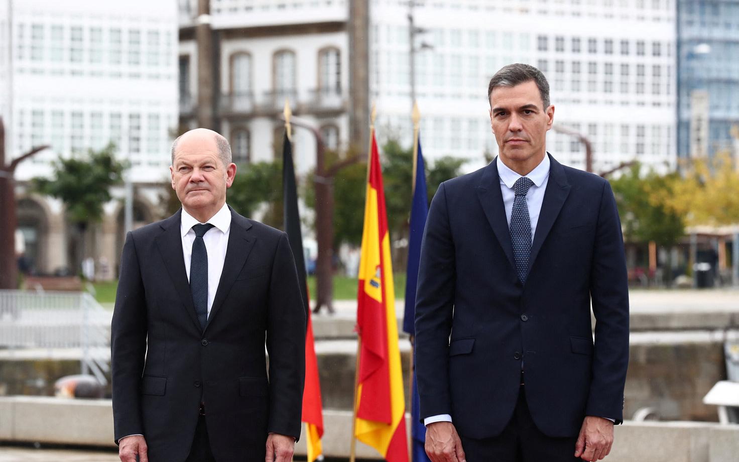 Olaf Scholz ja Pedro Sanchez