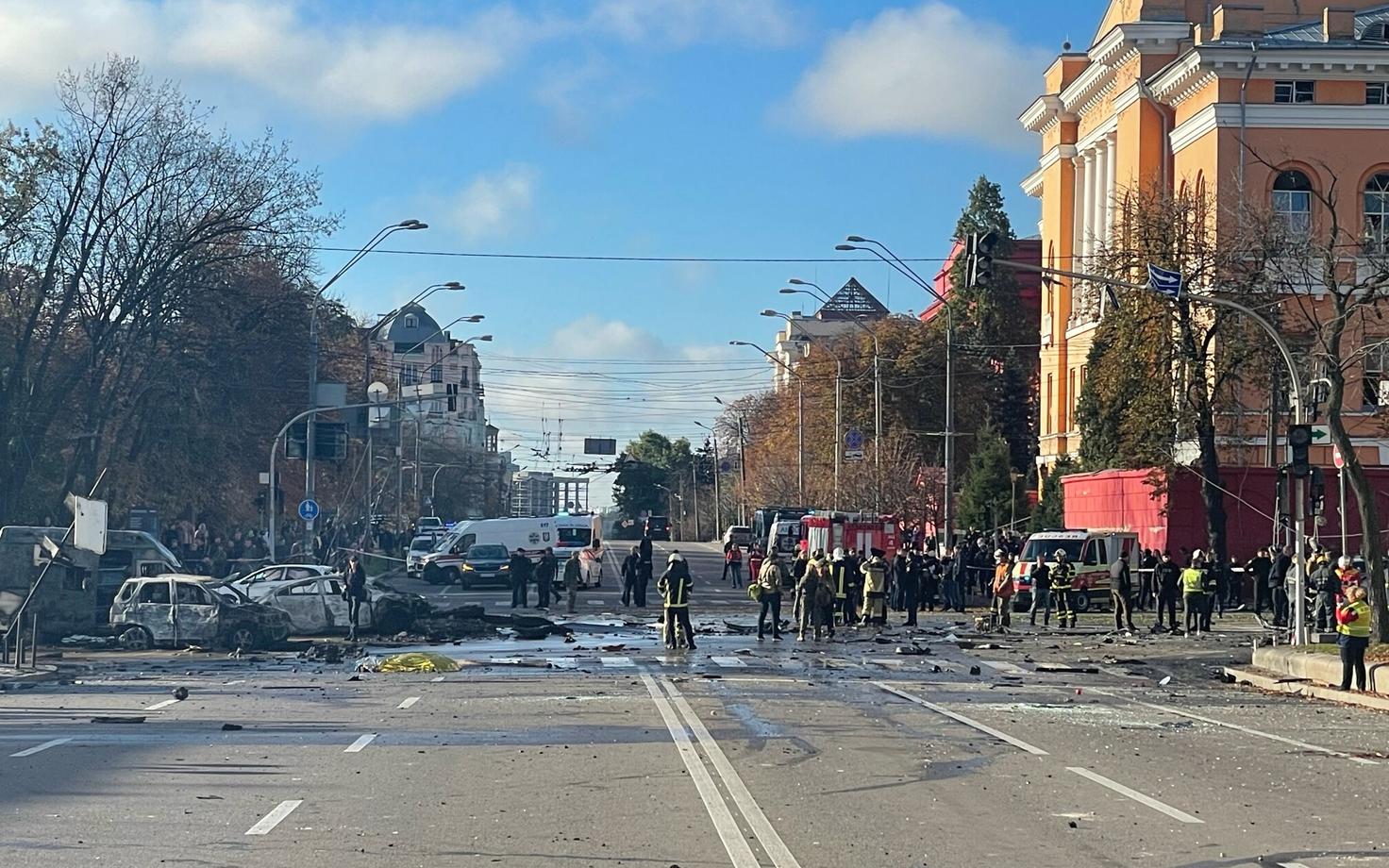 Киев после ракетного удара утром 10 октября.